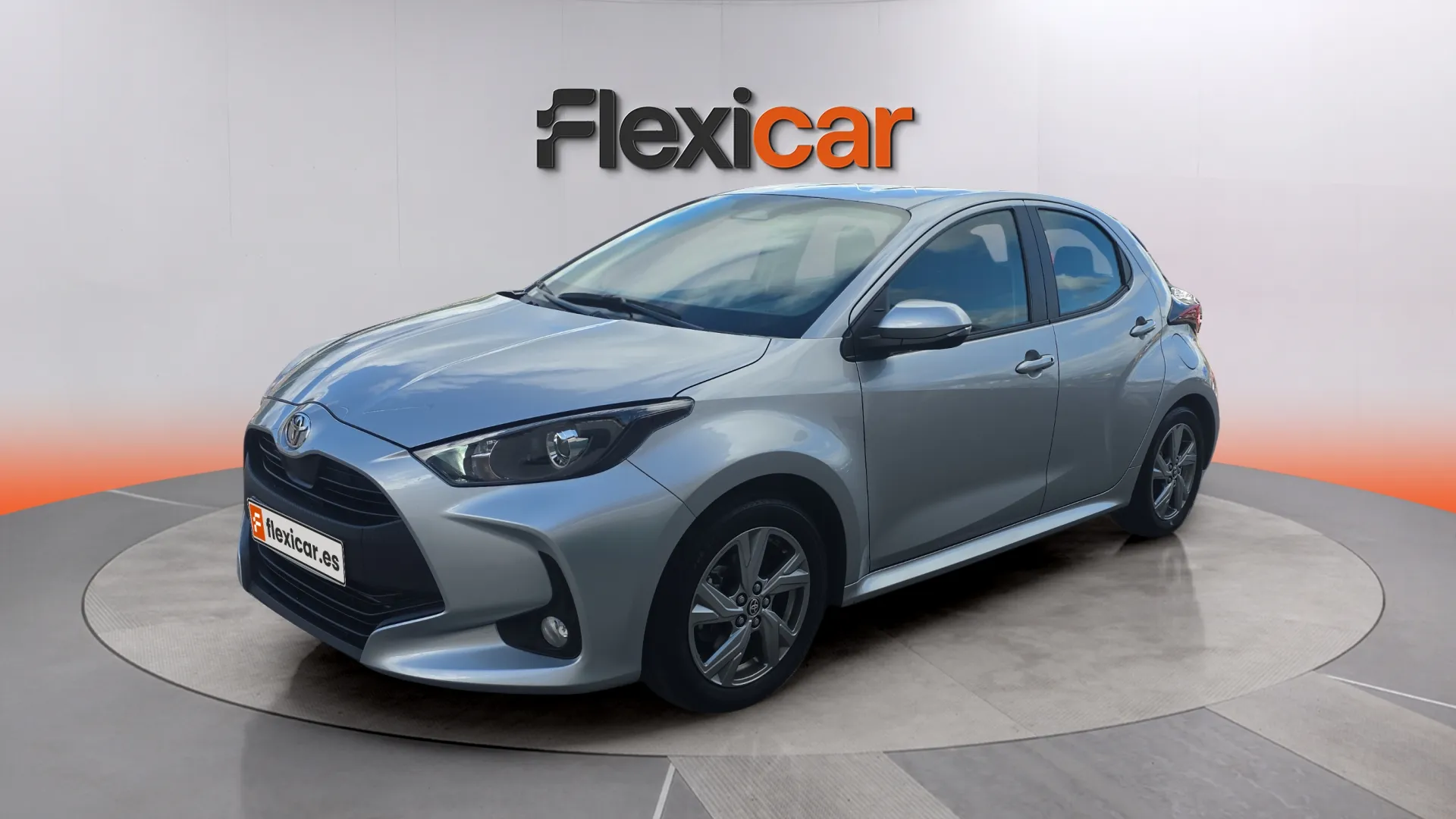 Toyota Yaris 1.5 120H Active Plus ECOVan - foto 3