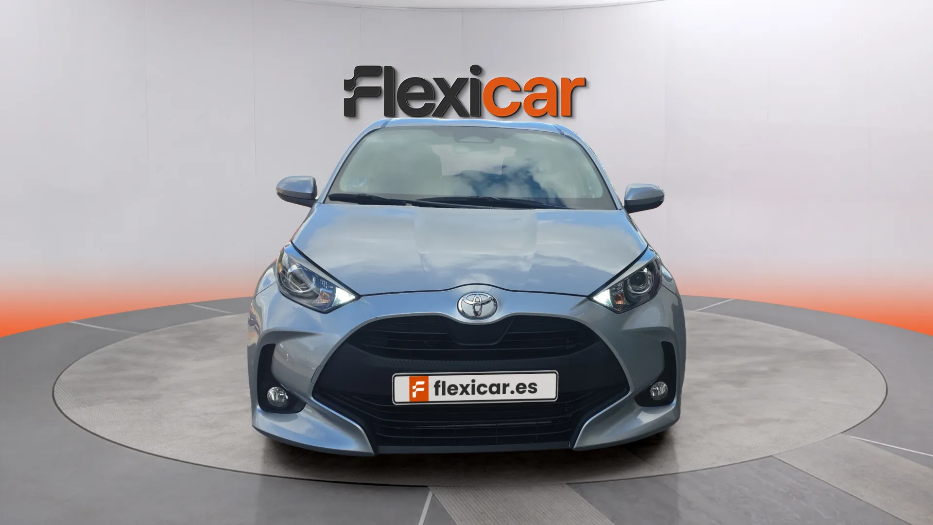 Toyota Yaris 1.5 120H Active Plus ECOVan - foto 2