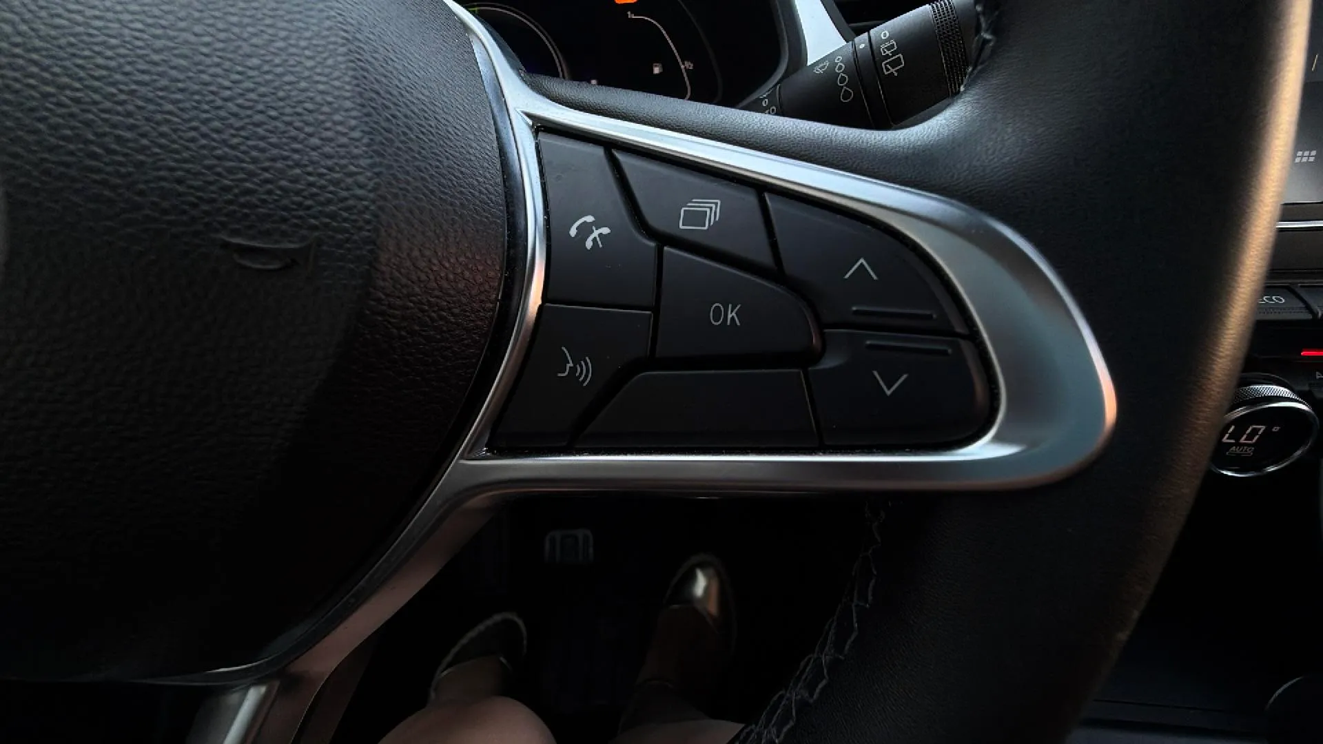 Renault Captur evolution TCe GPF - foto 14
