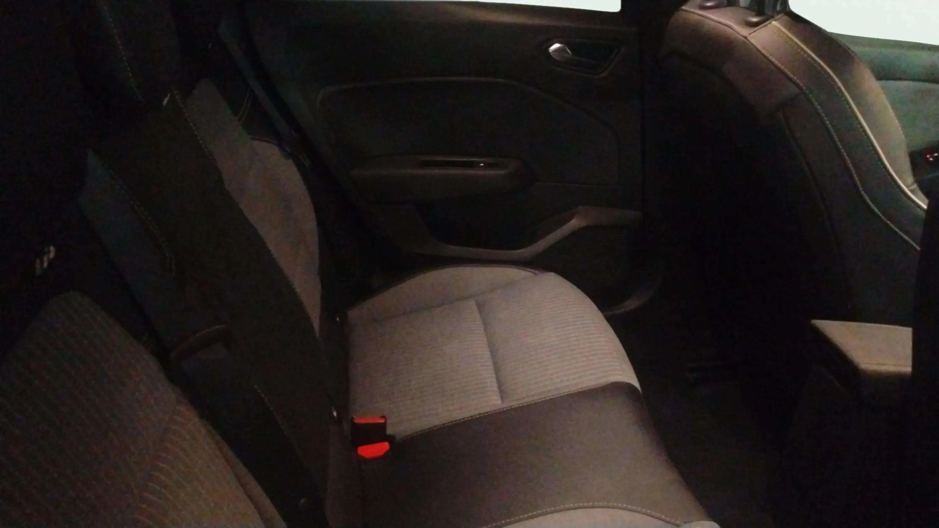 Renault Clio Techno TCe - foto 12