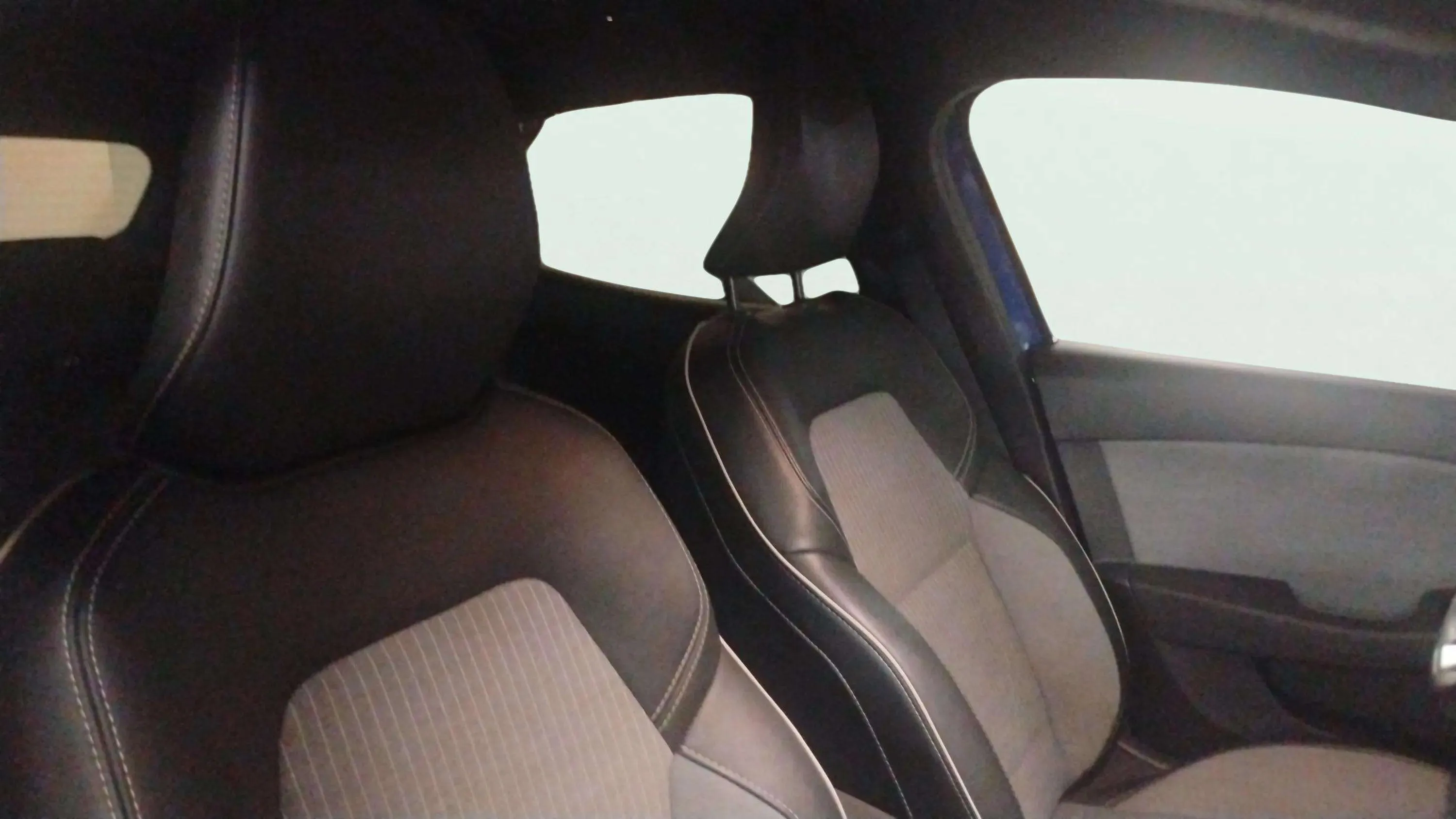 Renault Clio Techno TCe - foto 15