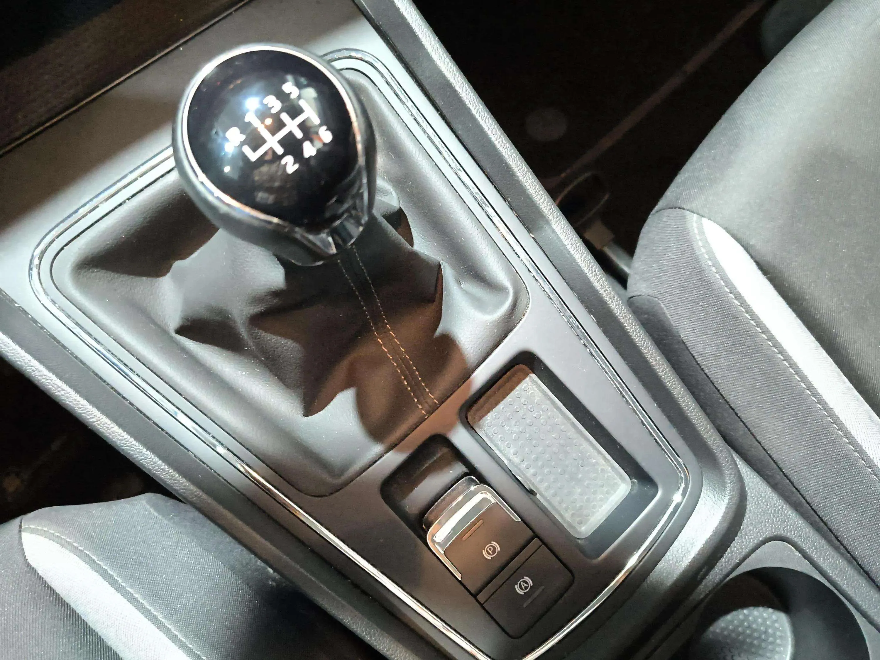 SEAT León 1.4 TSI Style Visio Nav - foto 12