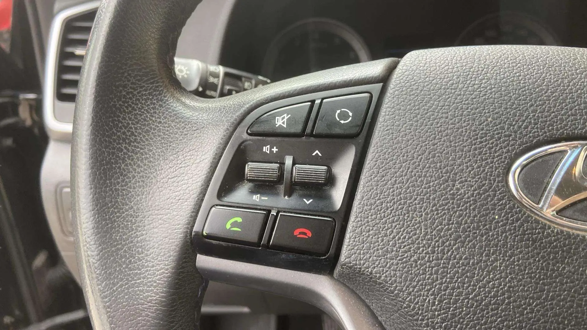 Hyundai Tucson 1.6 GDi BlueDrive 25 Aniversario 4x2 - foto 14