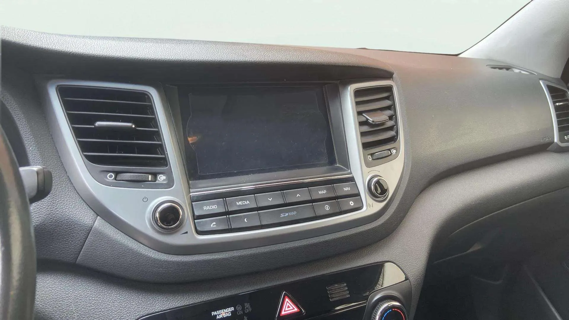 Hyundai Tucson 1.6 GDi BlueDrive 25 Aniversario 4x2 - foto 17