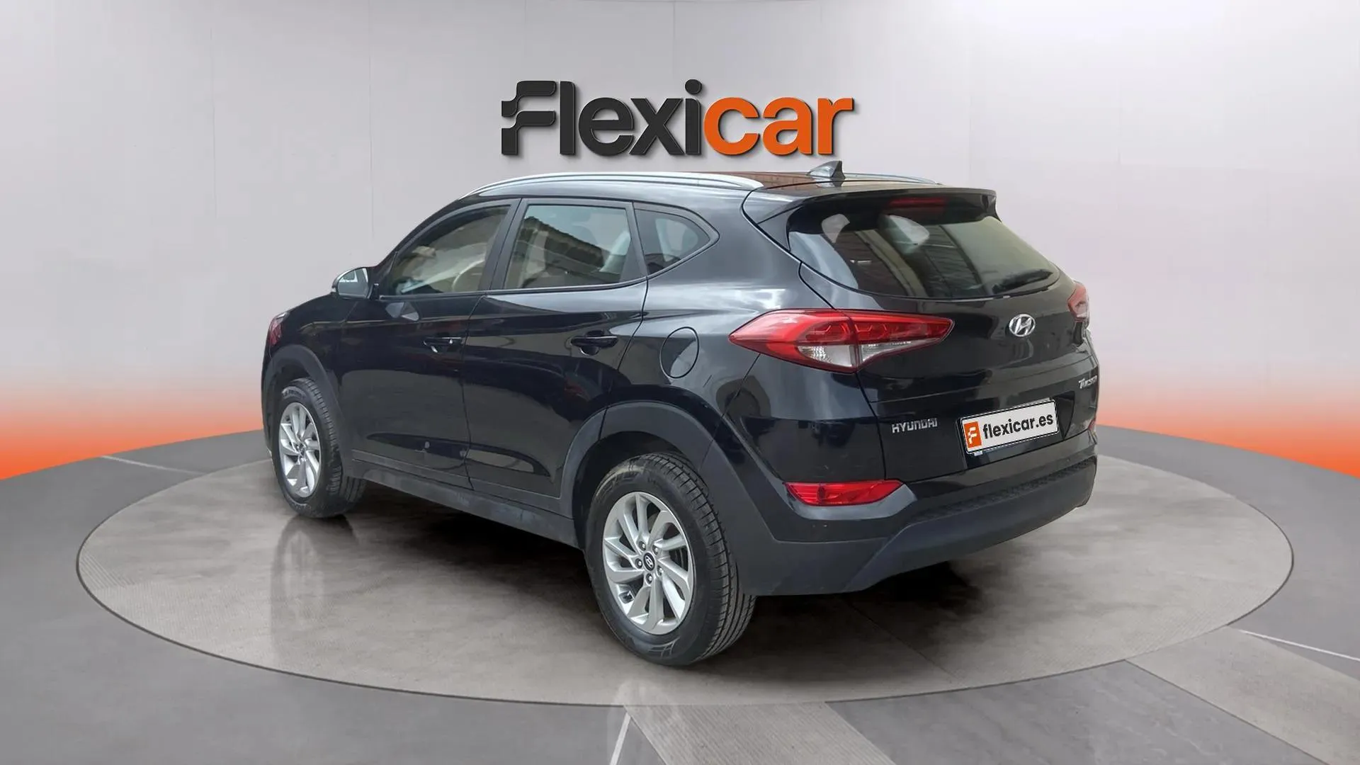 Hyundai Tucson 1.6 GDi BlueDrive 25 Aniversario 4x2 - foto 4