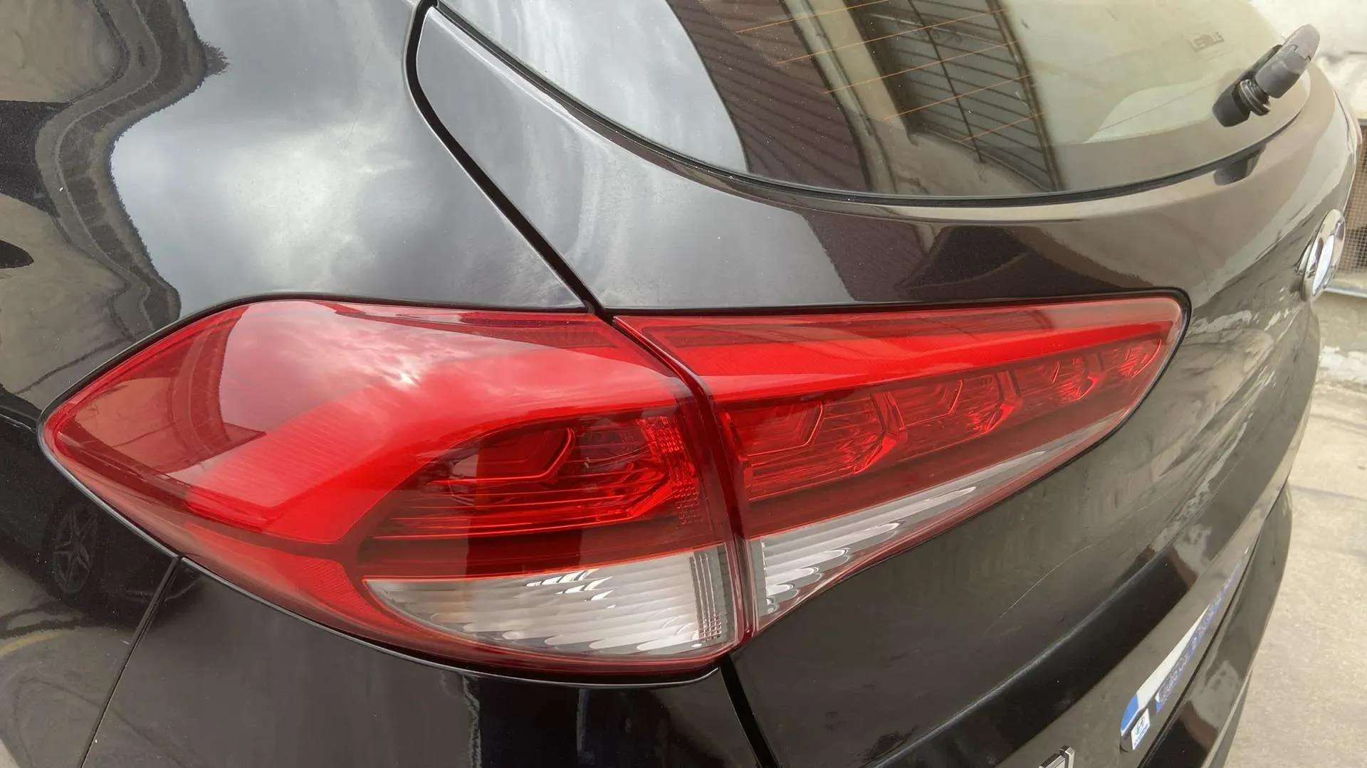 Hyundai Tucson 1.6 GDi BlueDrive 25 Aniversario 4x2 - foto 10