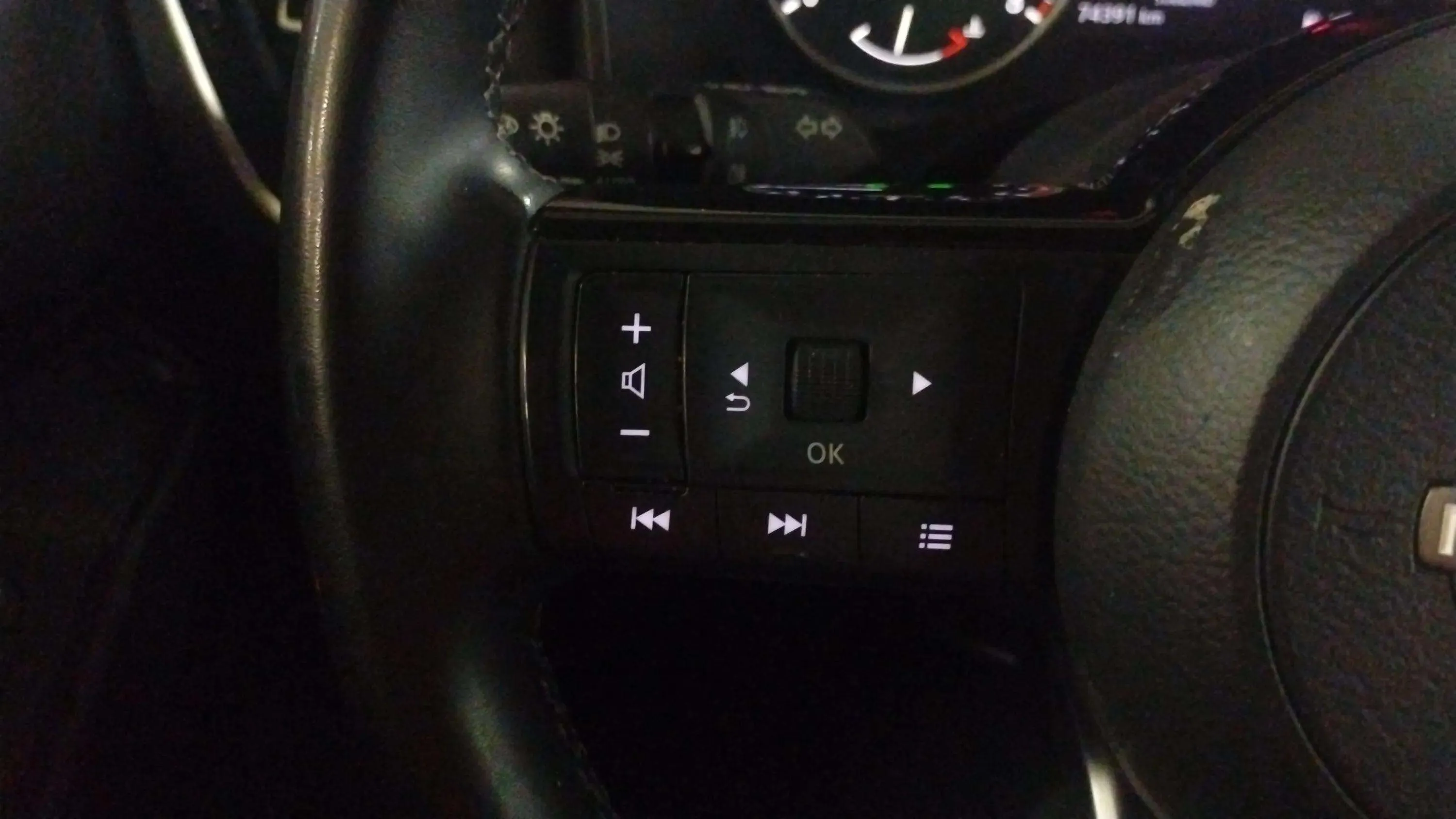 Nissan Qashqai DIG-T mHEV 4x2 Acenta - foto 16