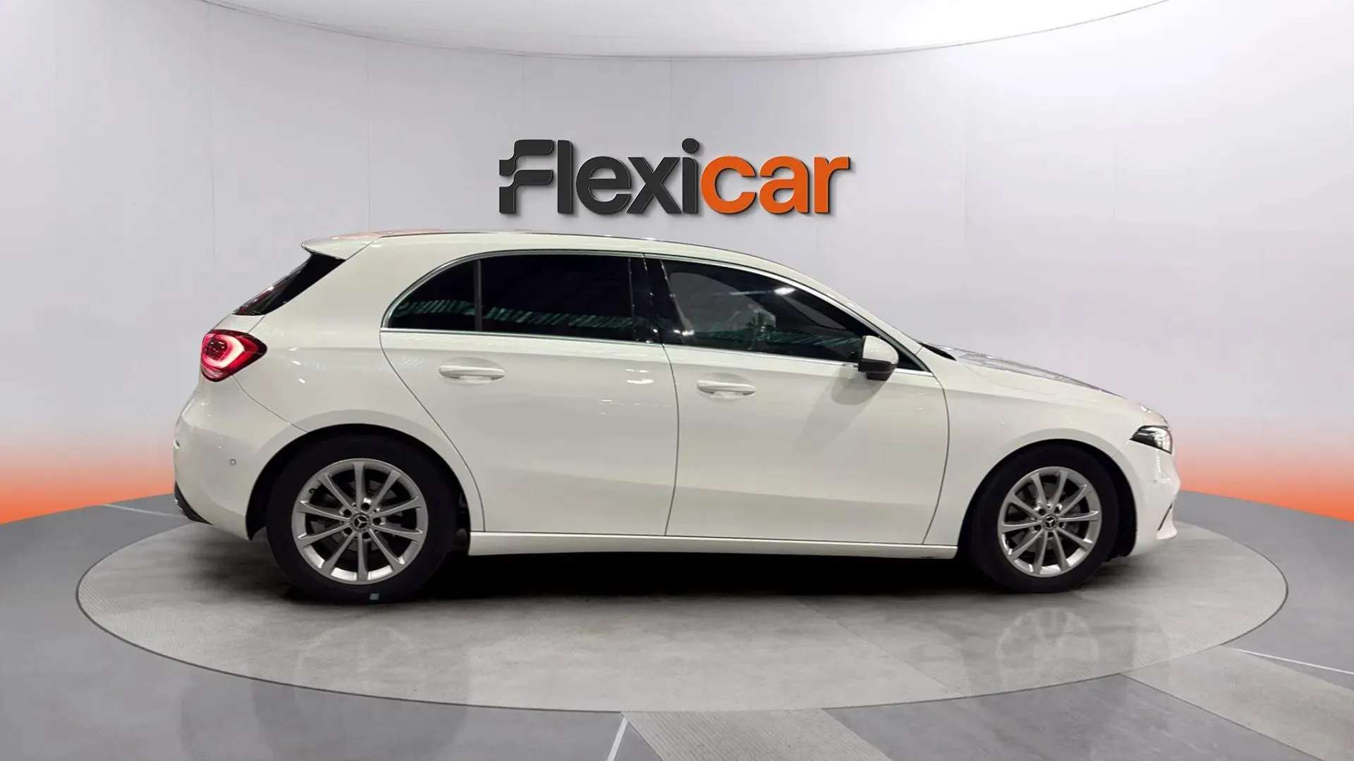 Mercedes-Benz Clase A A 200 d - foto 8