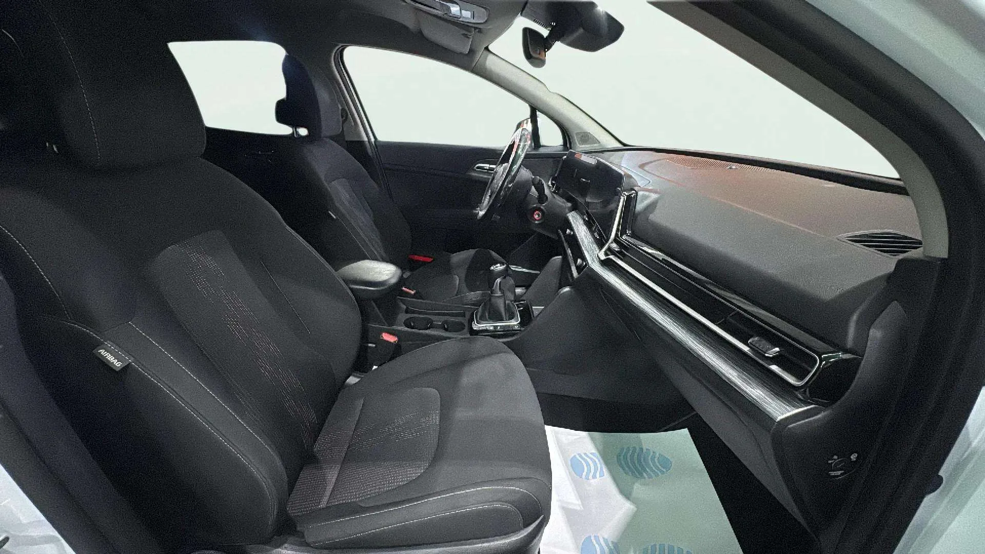 Kia Sportage 1.6 T-GDi Drive 4x2 - foto 19