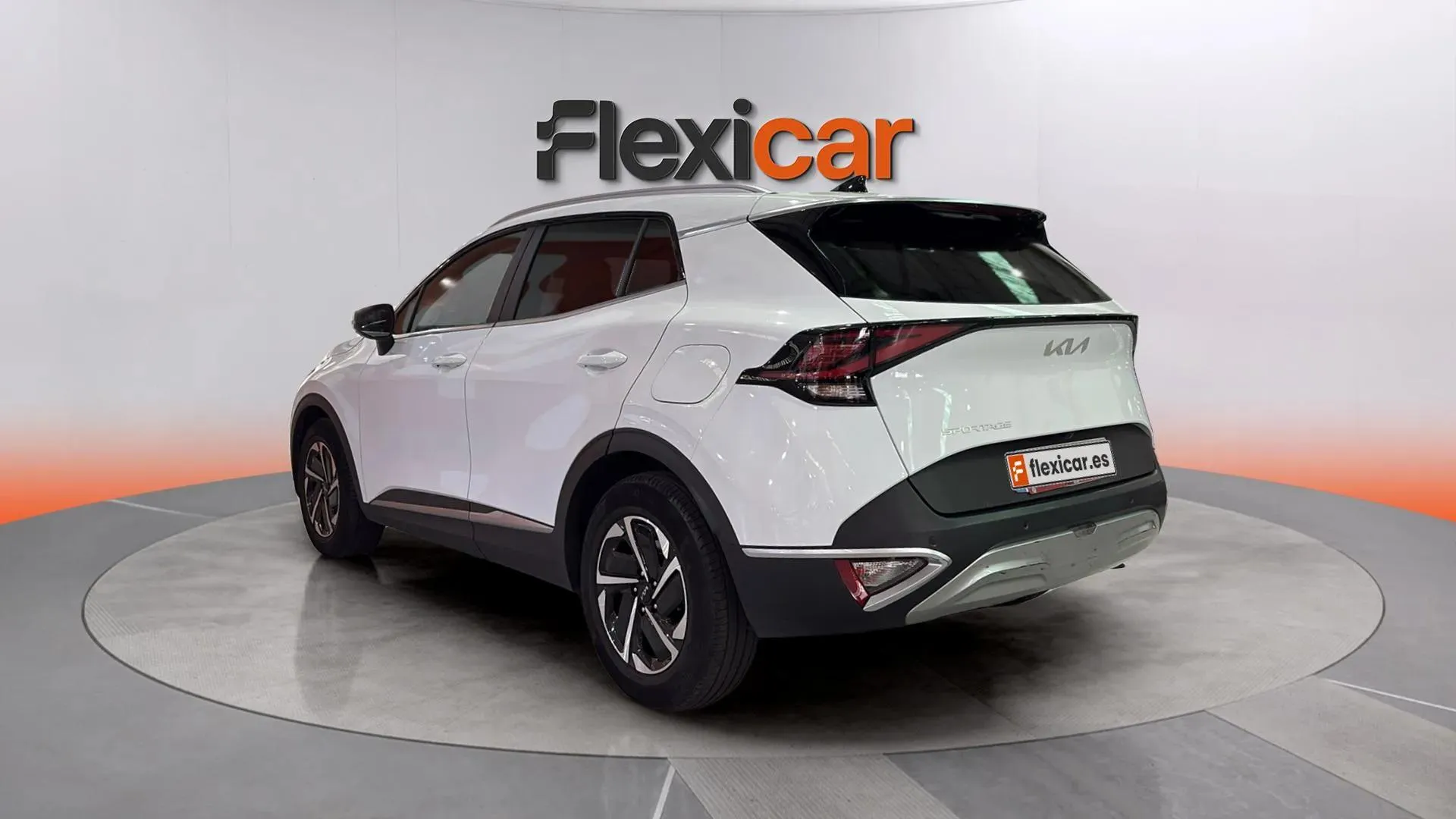 Kia Sportage 1.6 T-GDi Drive 4x2 - foto 5