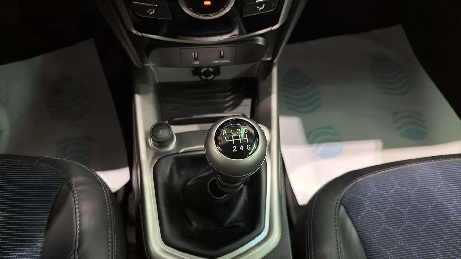 SsangYong Tivoli G16 Limited 4x2 - foto 11