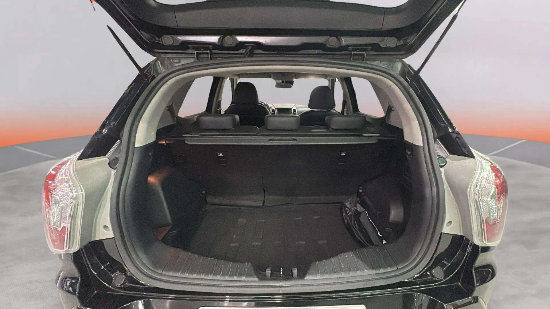 SsangYong Tivoli G16 Limited 4x2 - foto 9