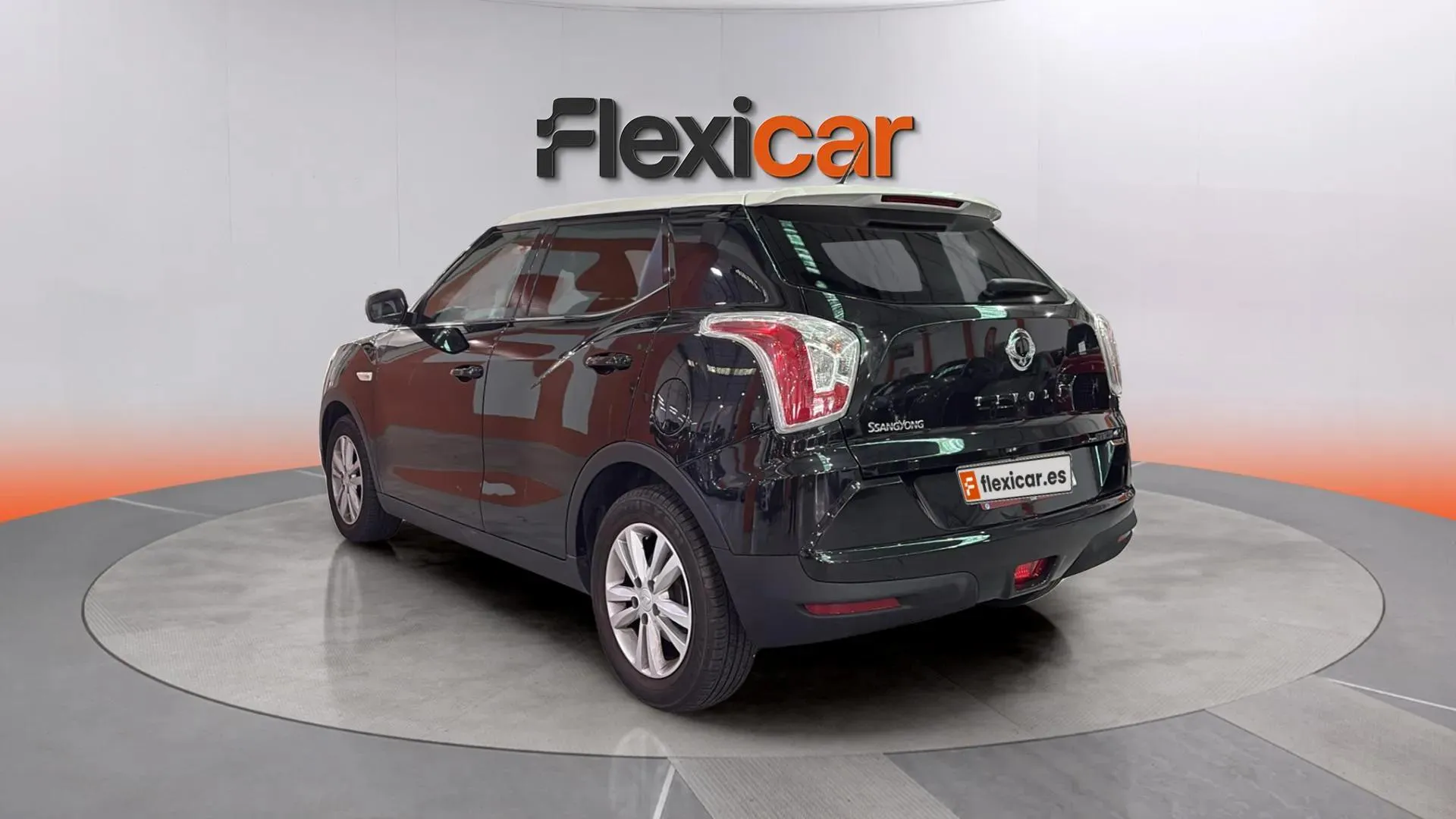 SsangYong Tivoli G16 Limited 4x2 - foto 5
