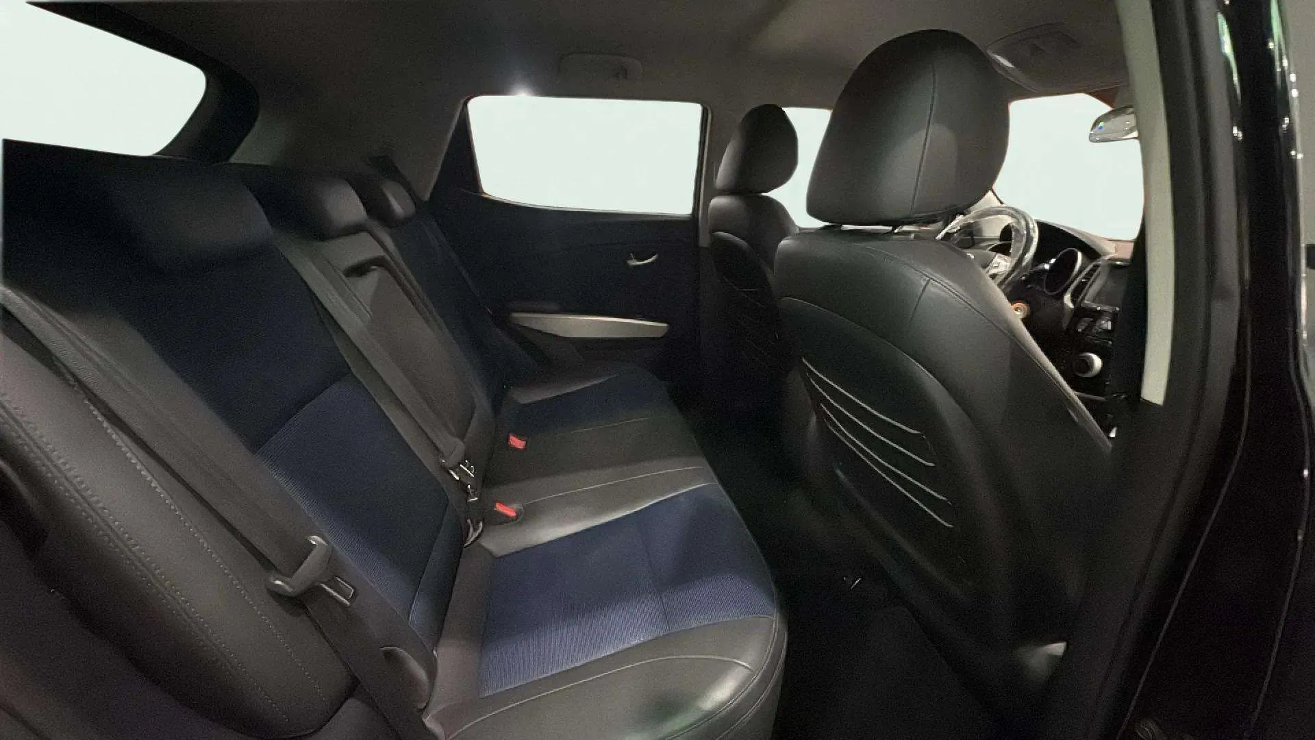 SsangYong Tivoli G16 Limited 4x2 - foto 19