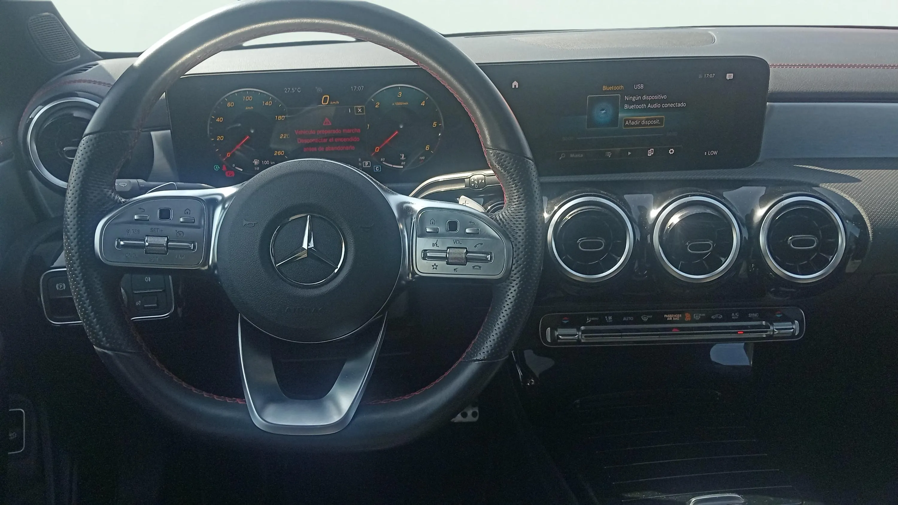 Mercedes-Benz CLA 200 D DCT Shooting Brake - foto 17