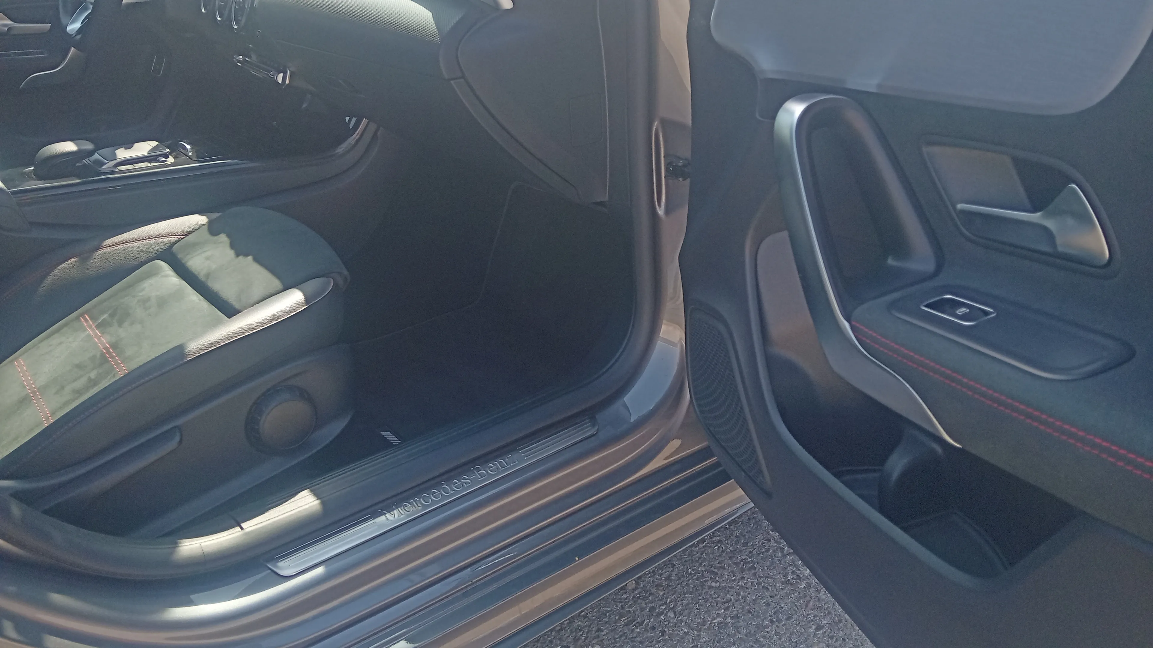 Mercedes-Benz CLA 200 D DCT Shooting Brake - foto 20
