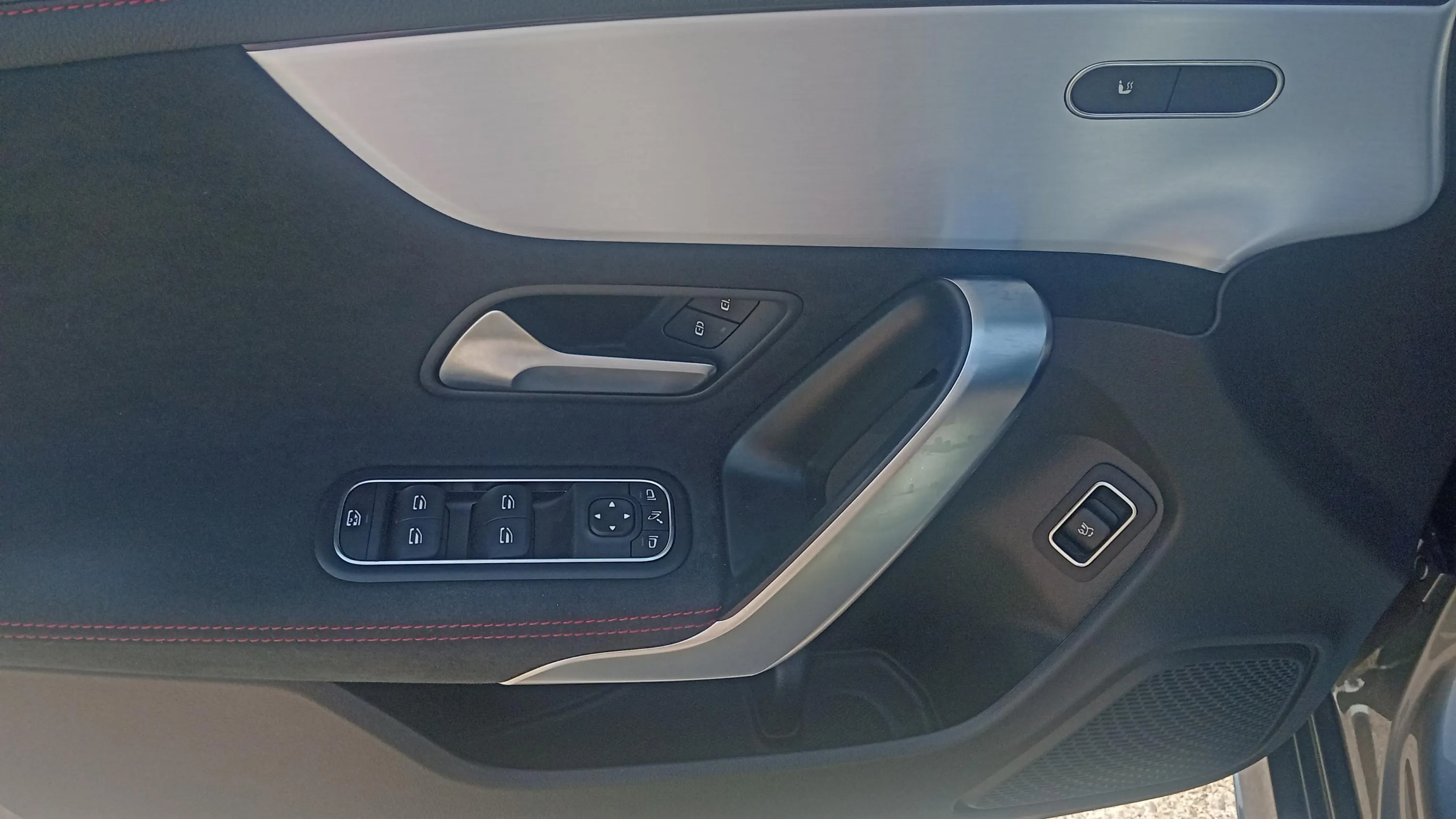 Mercedes-Benz CLA 200 D DCT Shooting Brake - foto 24
