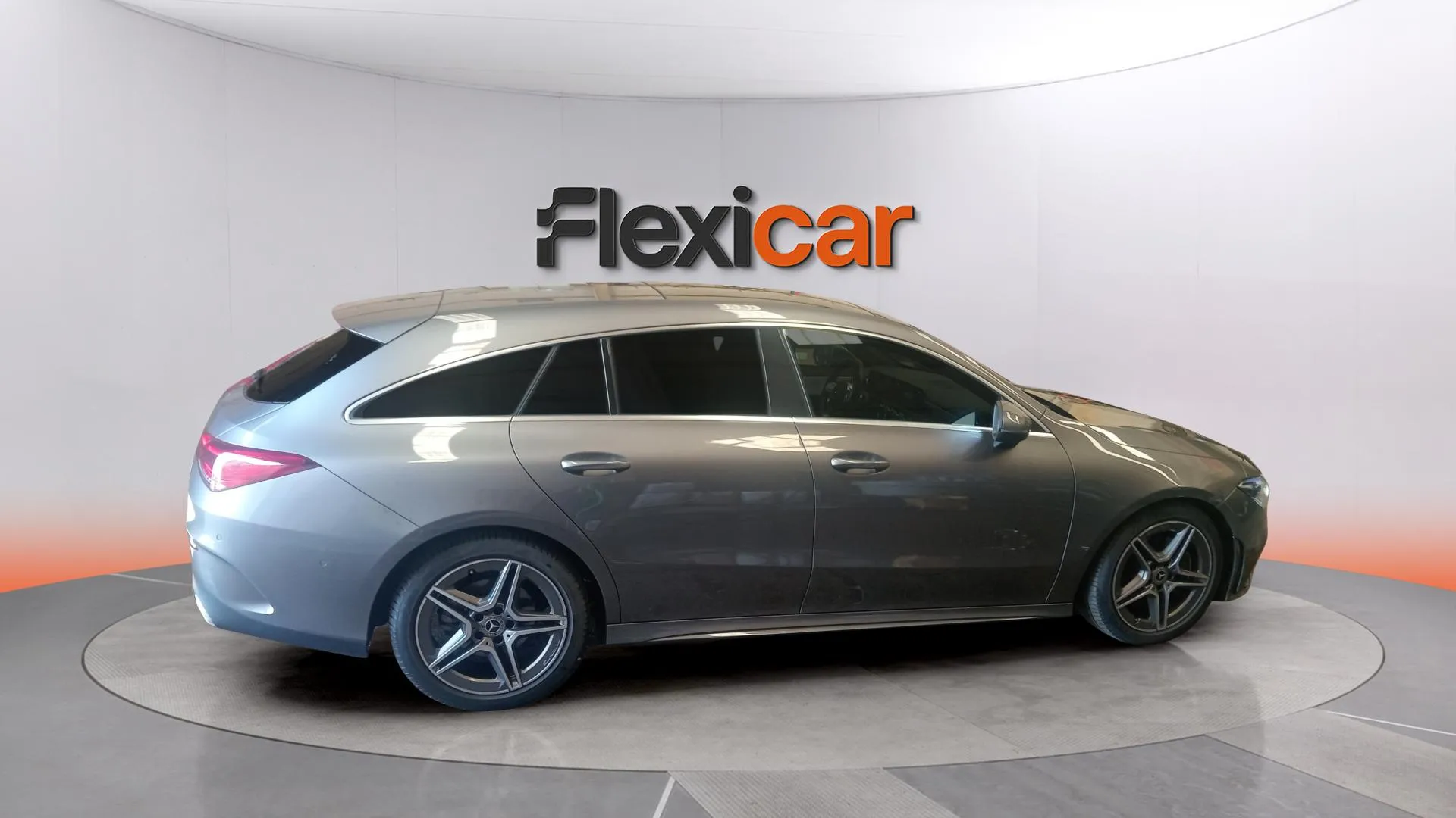 Mercedes-Benz CLA 200 D DCT Shooting Brake - foto 12