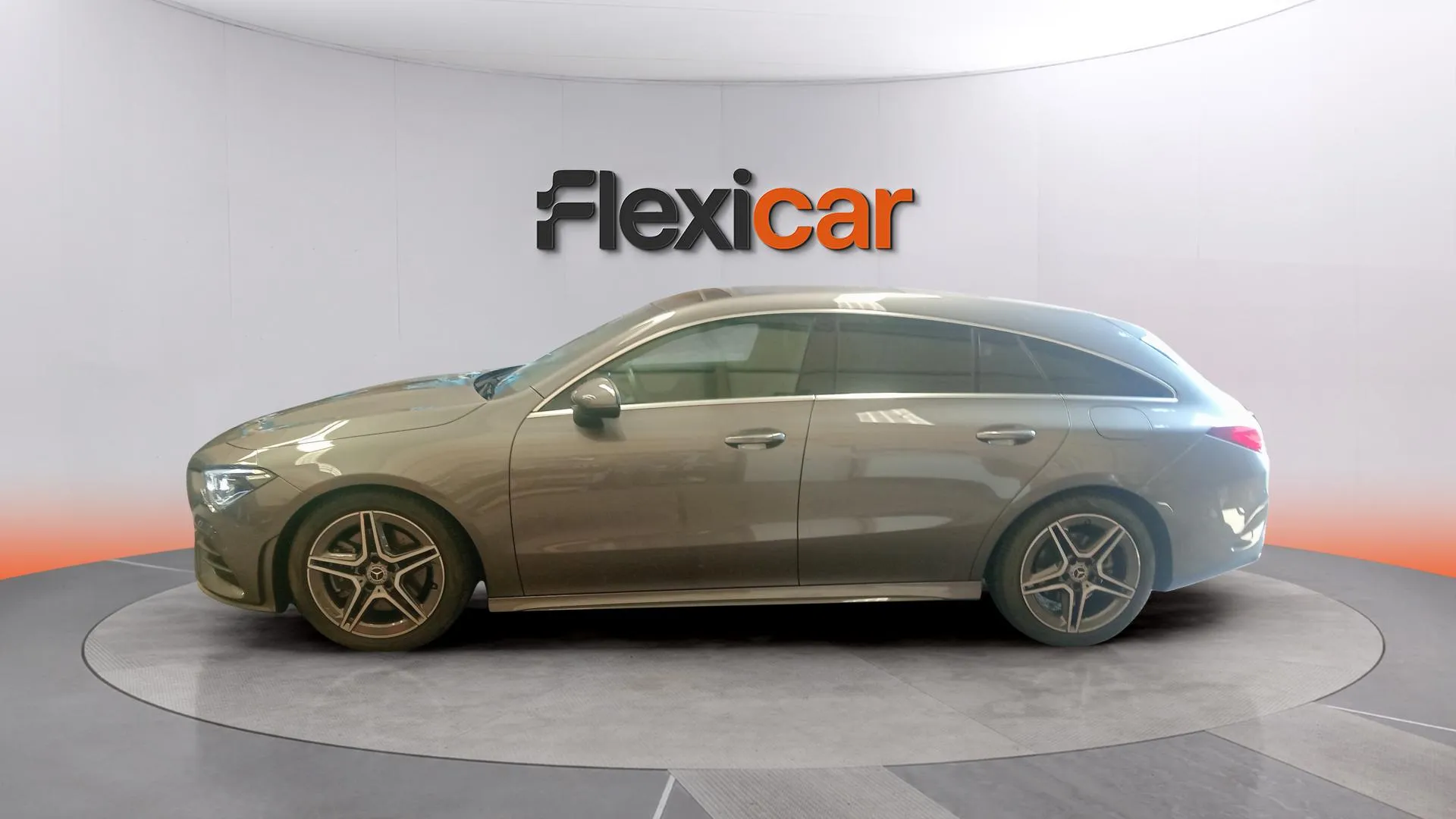 Mercedes-Benz CLA 200 D DCT Shooting Brake - foto 6