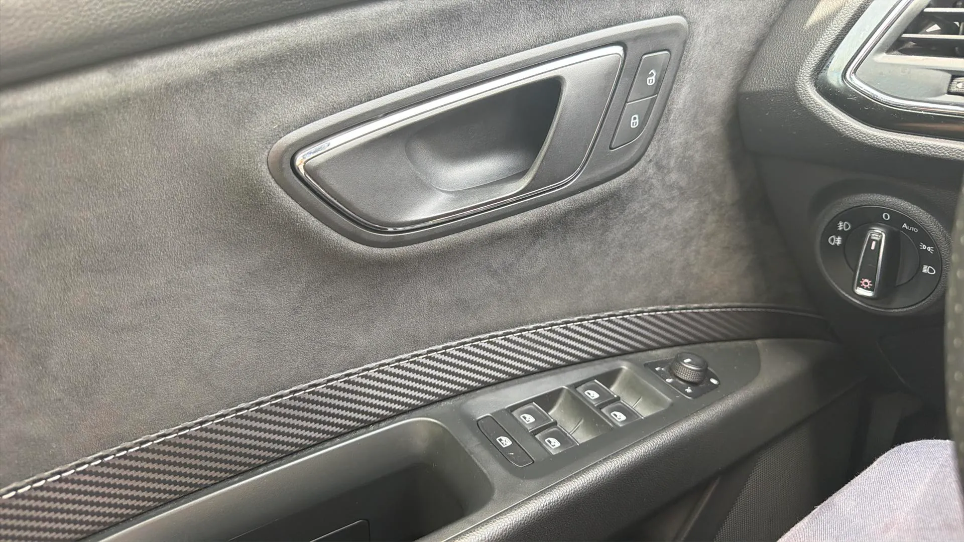 SEAT León 2.0 TSI DSG-6 Cupra - foto 19