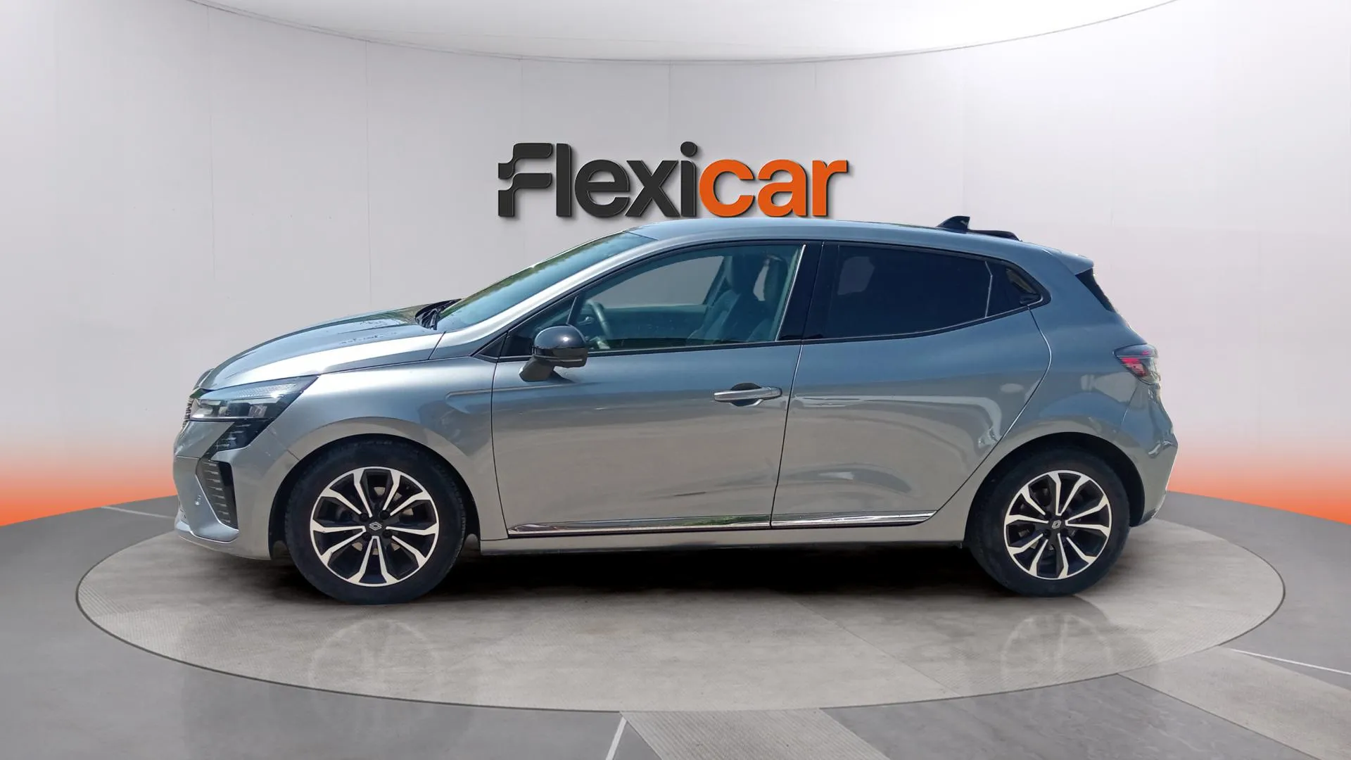 Renault Clio Techno TCe 90 - foto 6
