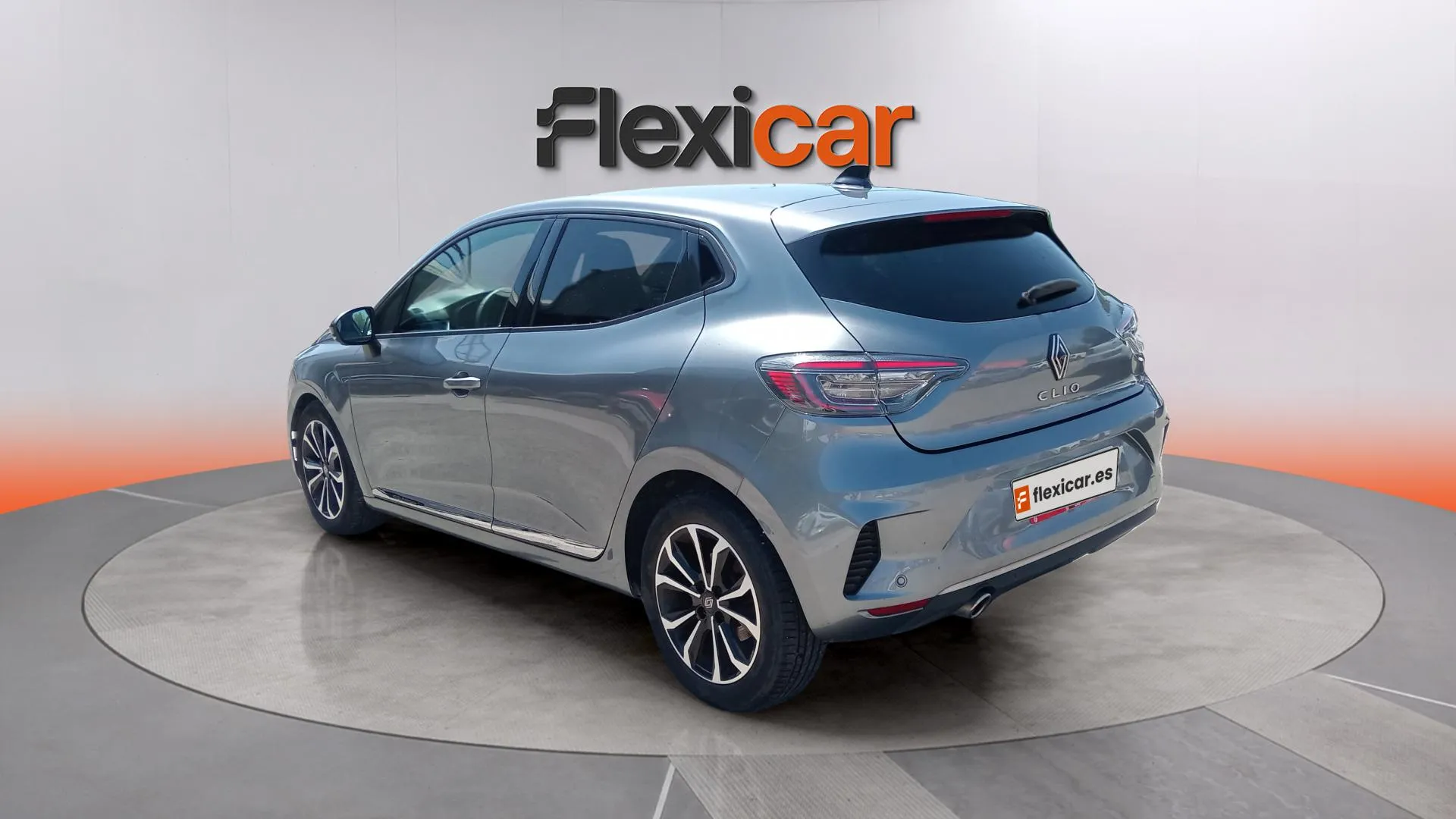 Renault Clio Techno TCe 90 - foto 8