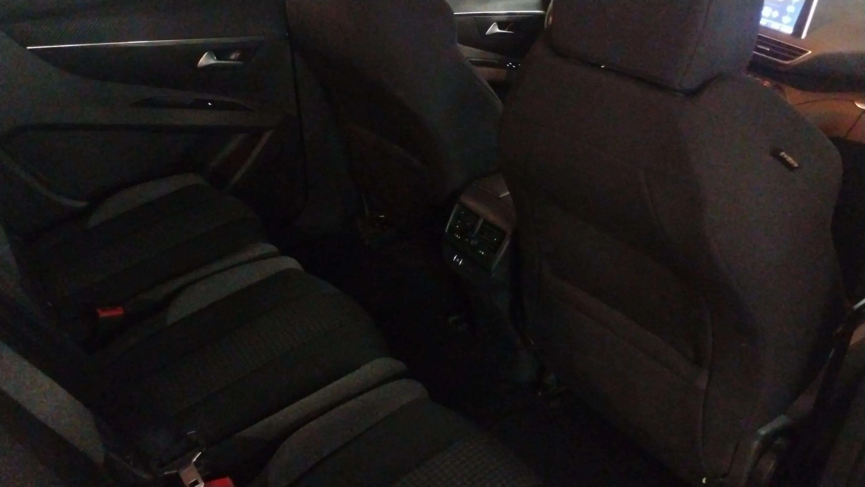 Peugeot 5008 1.5 BlueHDi Active - foto 11