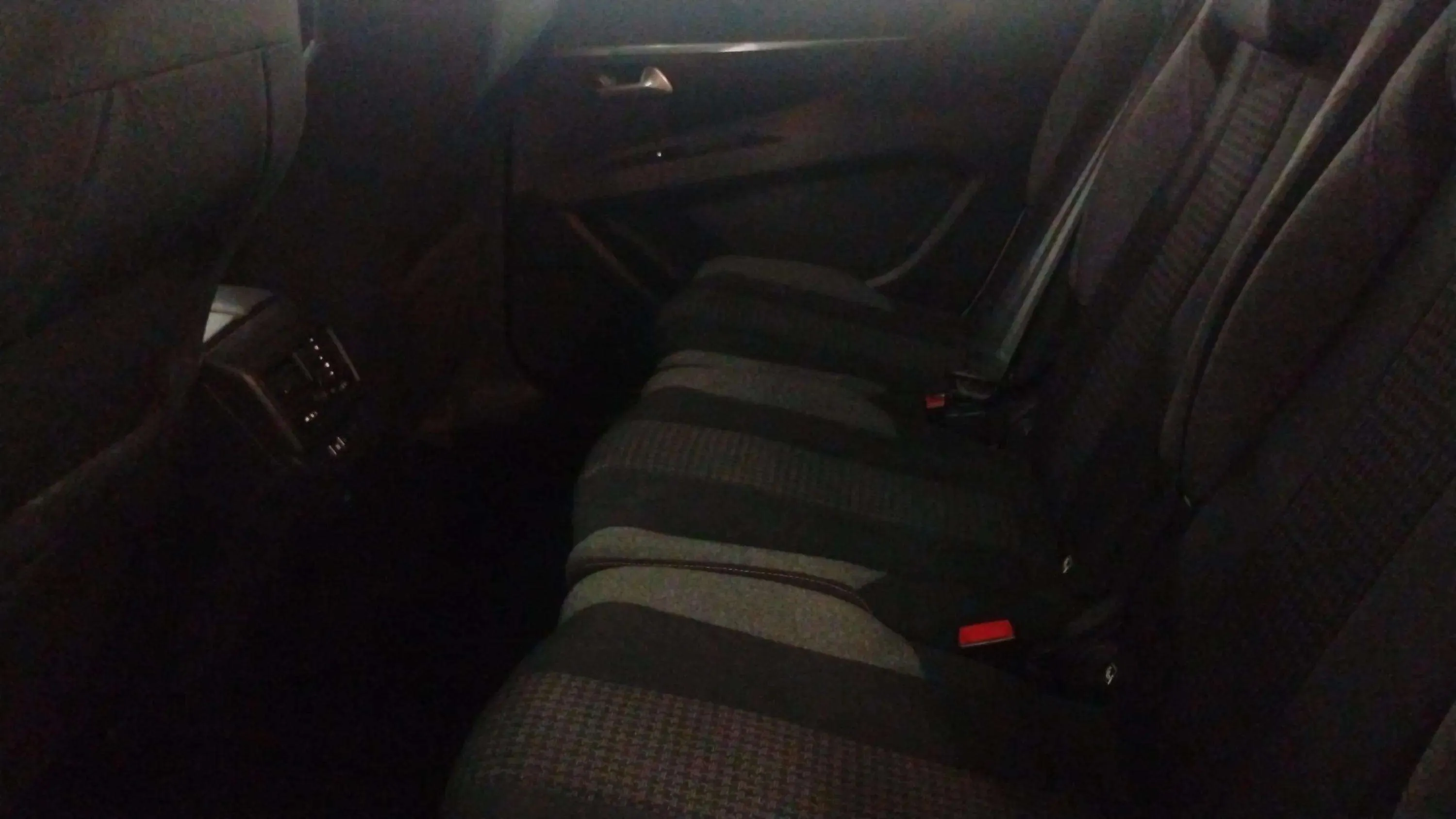 Peugeot 5008 1.5 BlueHDi Active - foto 10