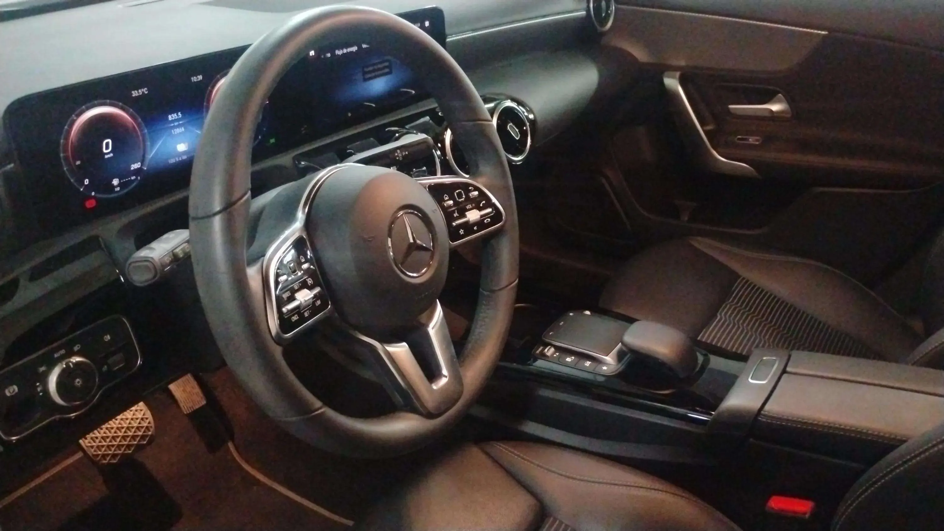 Mercedes-Benz Clase A A 250 e - foto 6