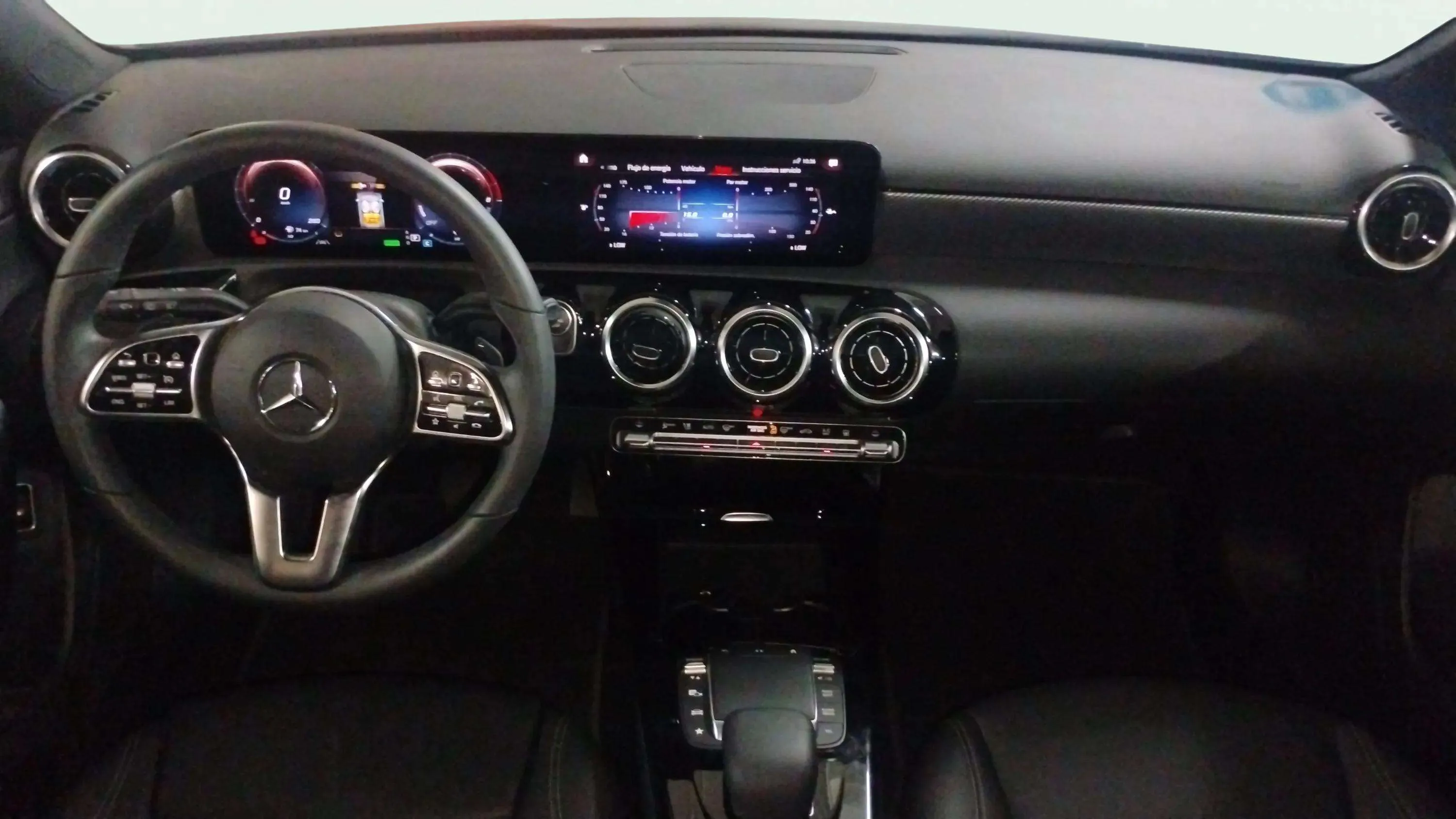 Mercedes-Benz Clase A A 250 e - foto 19