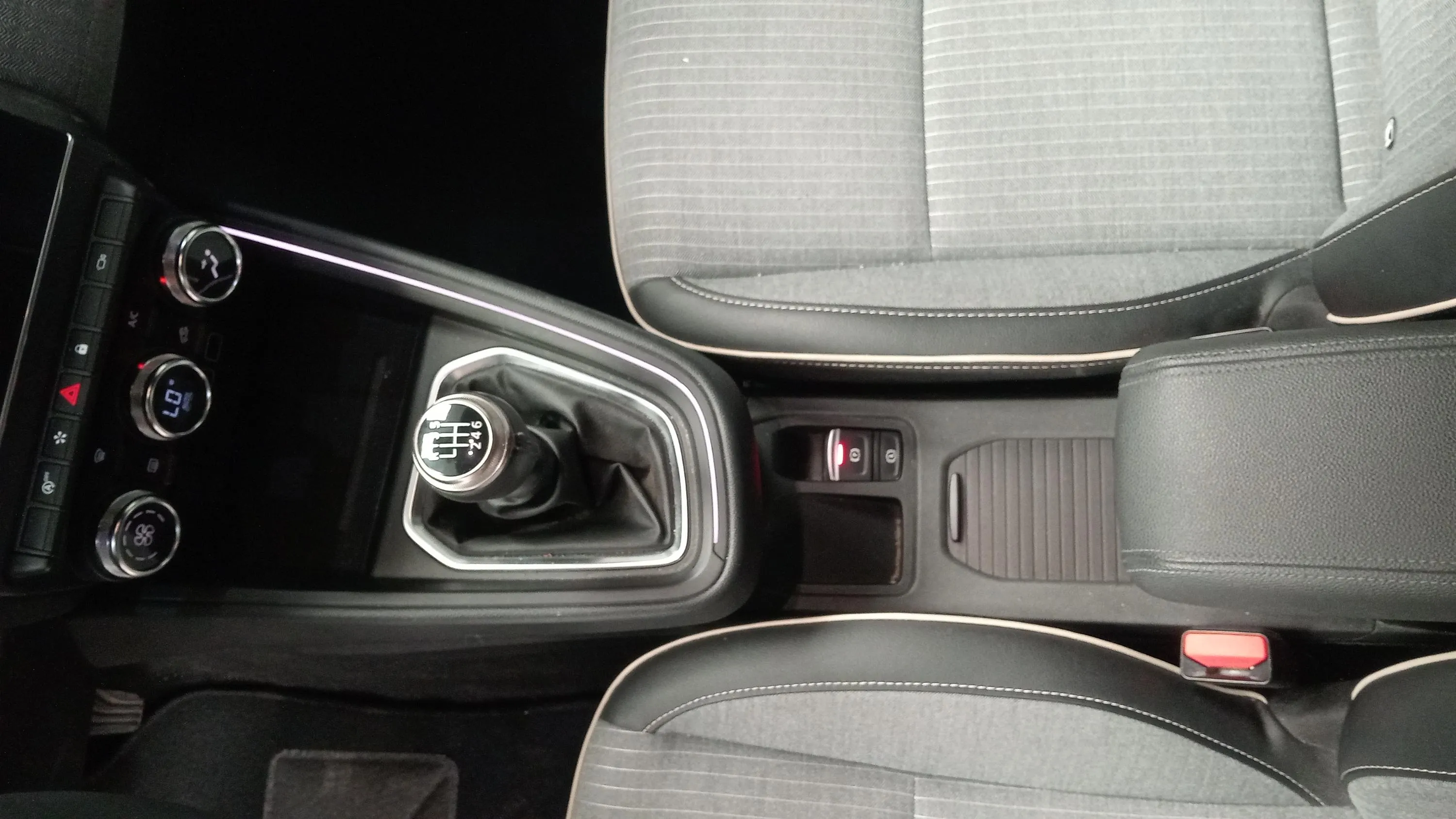 Renault Clio Equilibre TCe - foto 26
