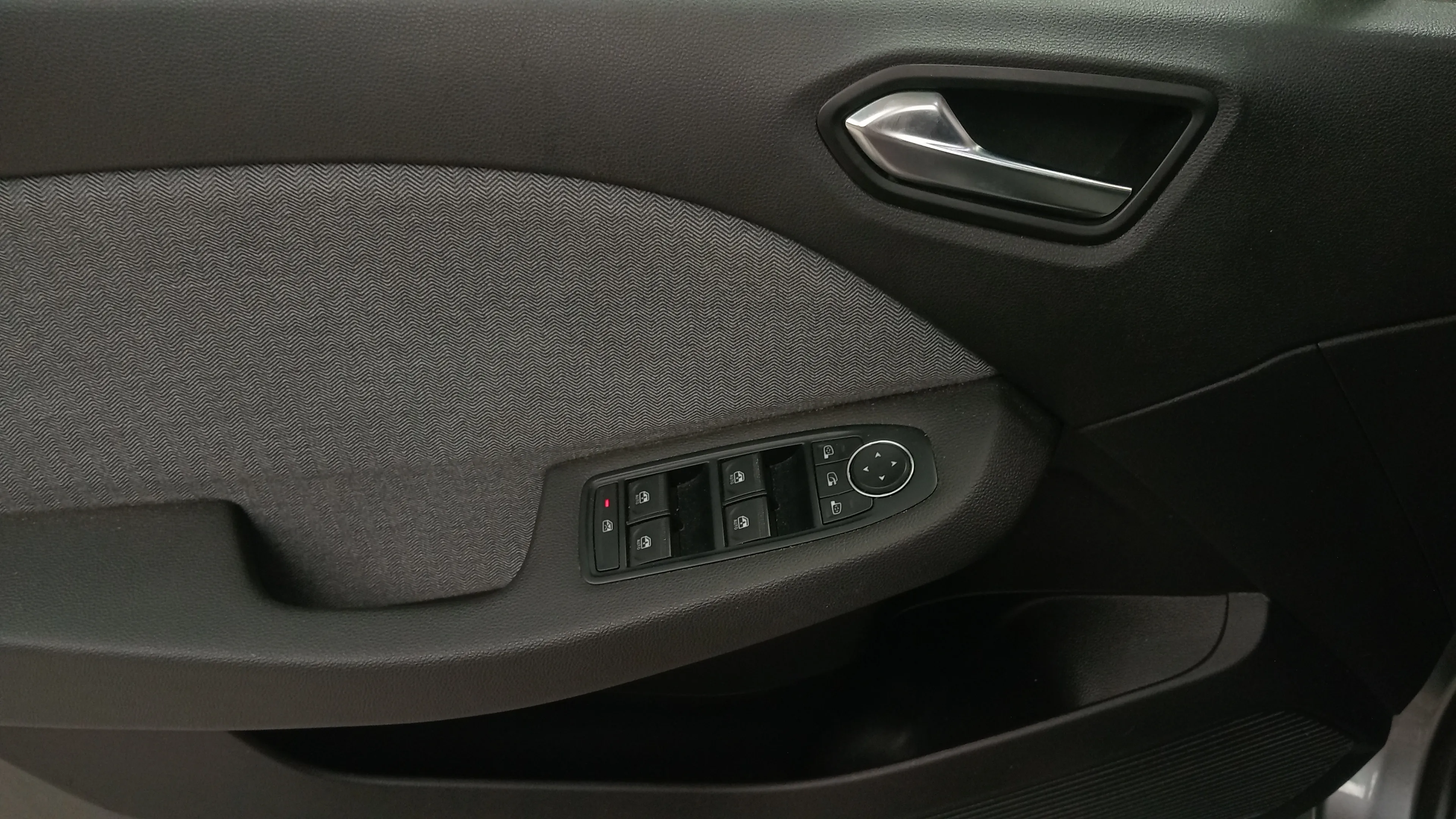 Renault Clio Equilibre TCe - foto 23