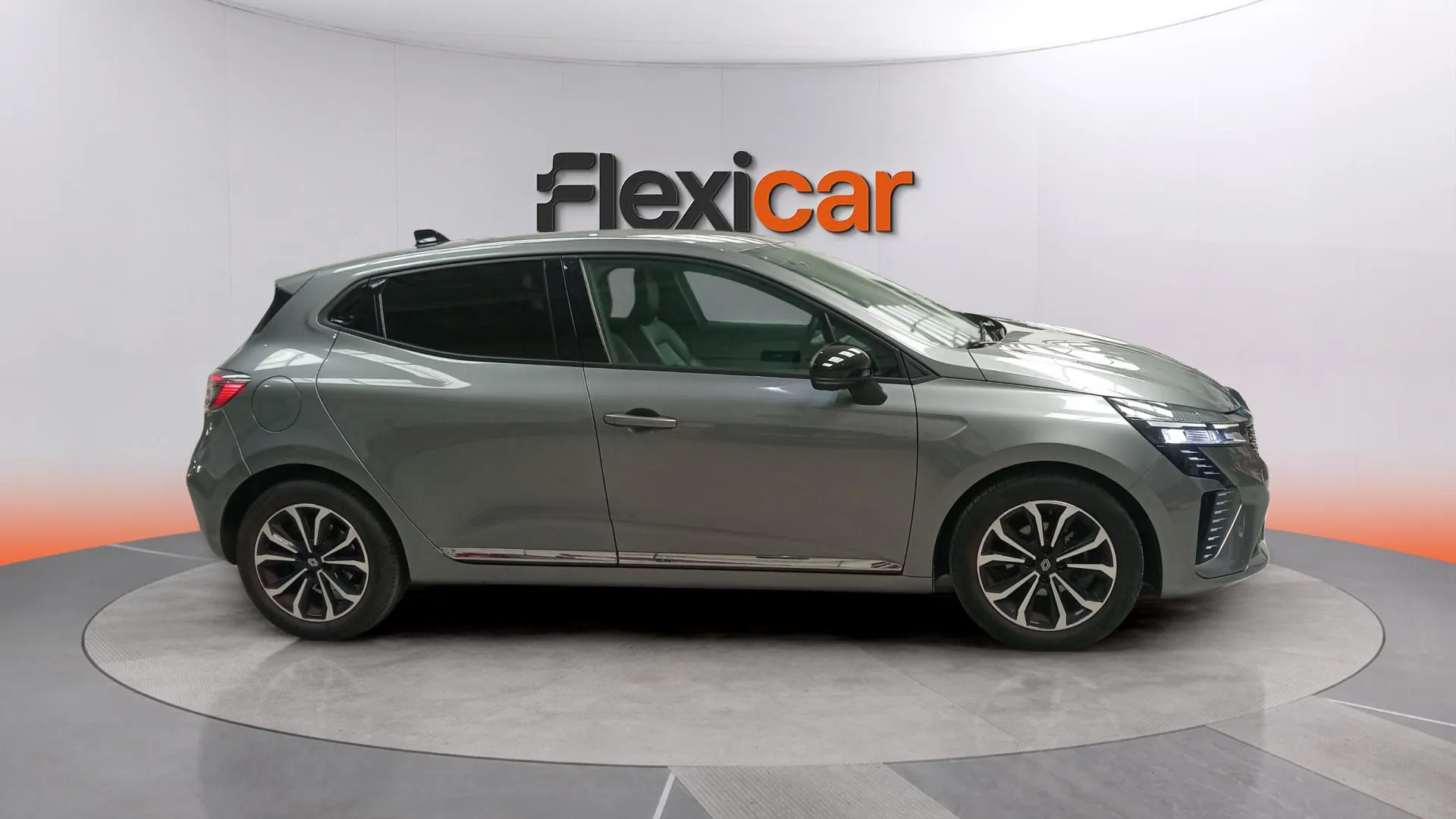 Renault Clio Equilibre TCe - foto 12