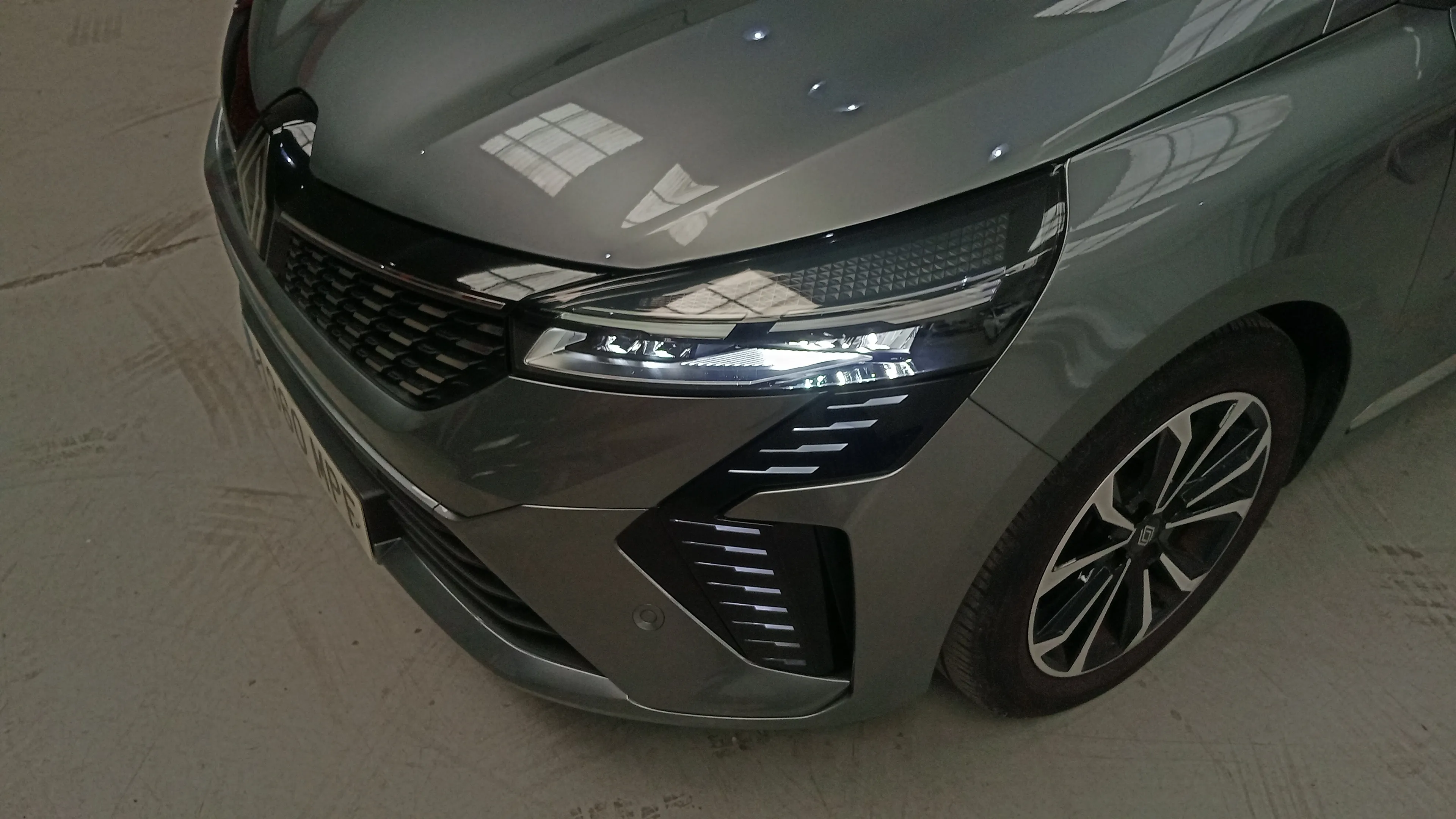 Renault Clio Equilibre TCe - foto 14
