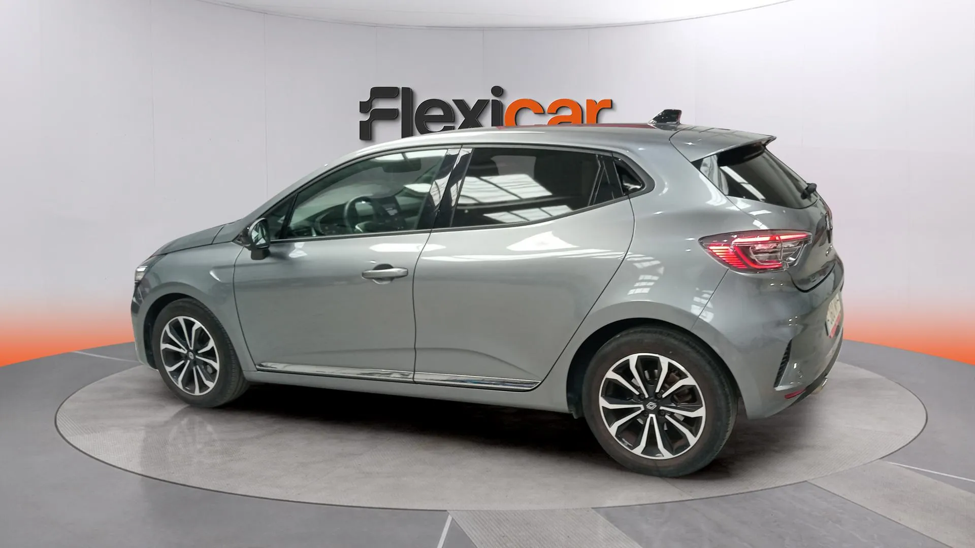 Renault Clio Equilibre TCe - foto 6