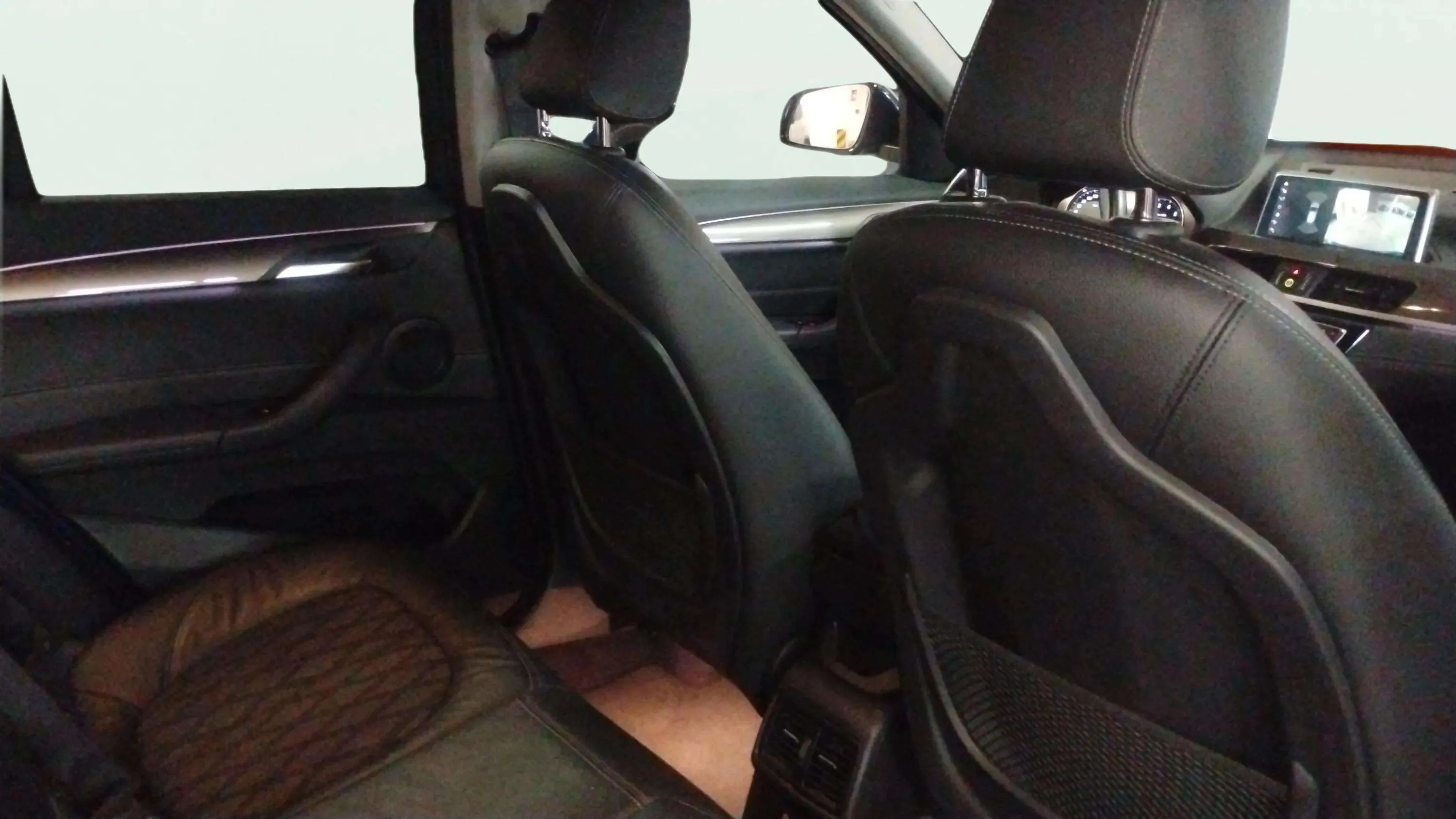 BMW X1 xDrive25e - foto 14