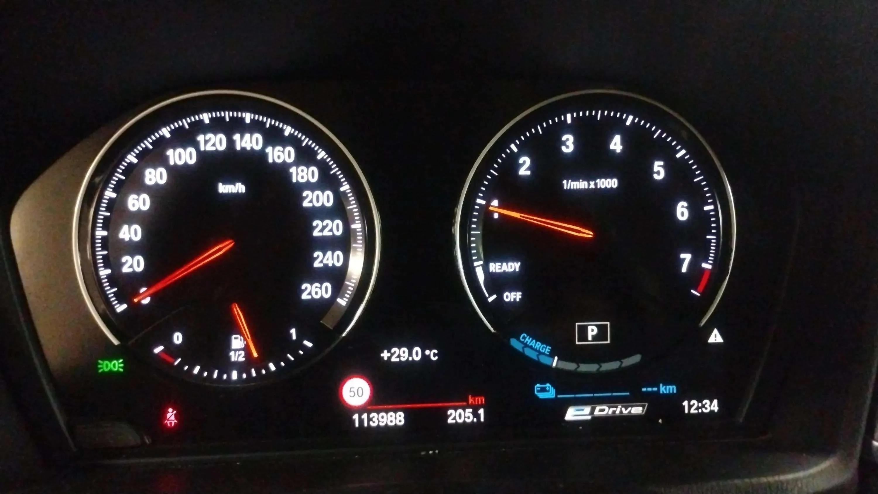 BMW X1 xDrive25e - foto 19