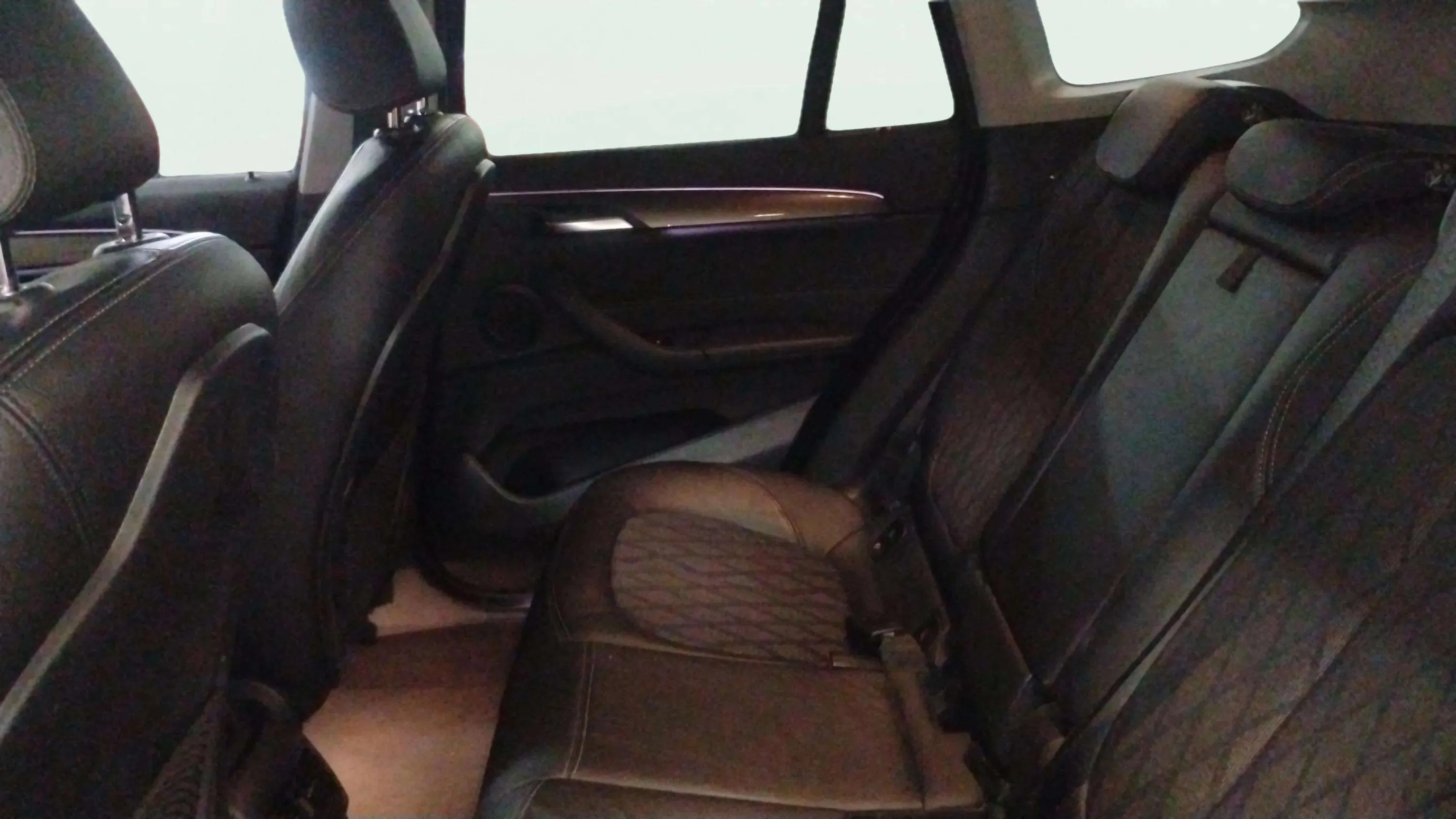 BMW X1 xDrive25e - foto 12