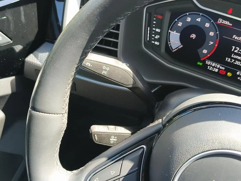 Audi A1 30 TFSI Sportback Adrenalin - foto 34