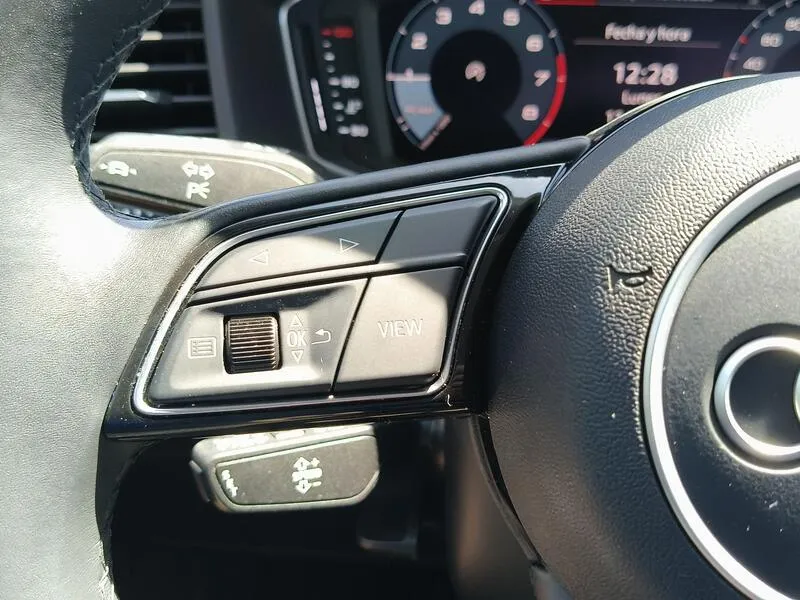 Audi A1 30 TFSI Sportback Adrenalin - foto 31