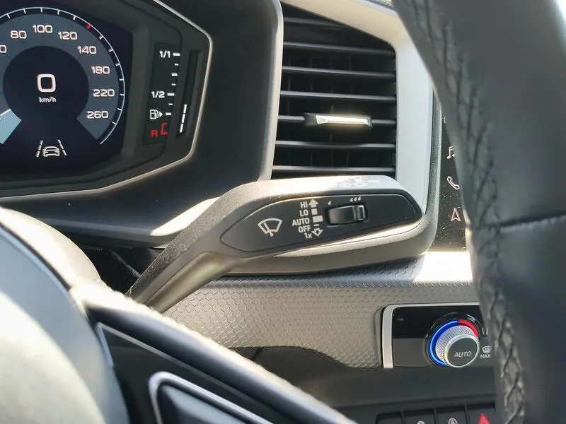 Audi A1 30 TFSI Sportback Adrenalin - foto 33