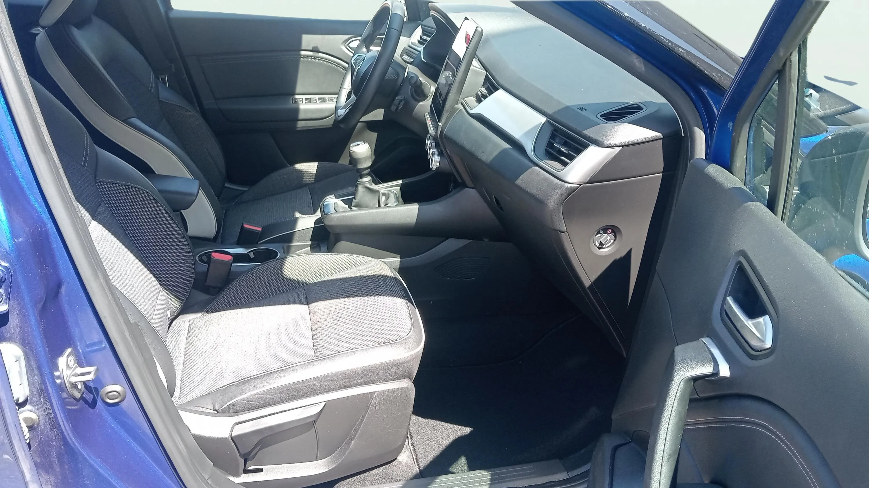 Renault Captur techno TCe - foto 17