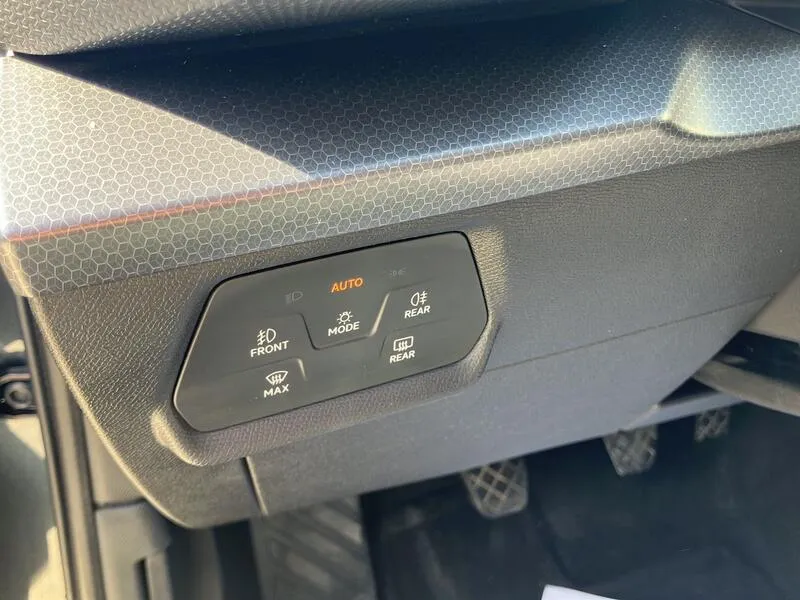 SEAT León 2.0 TDI Sportstourer Style - foto 37