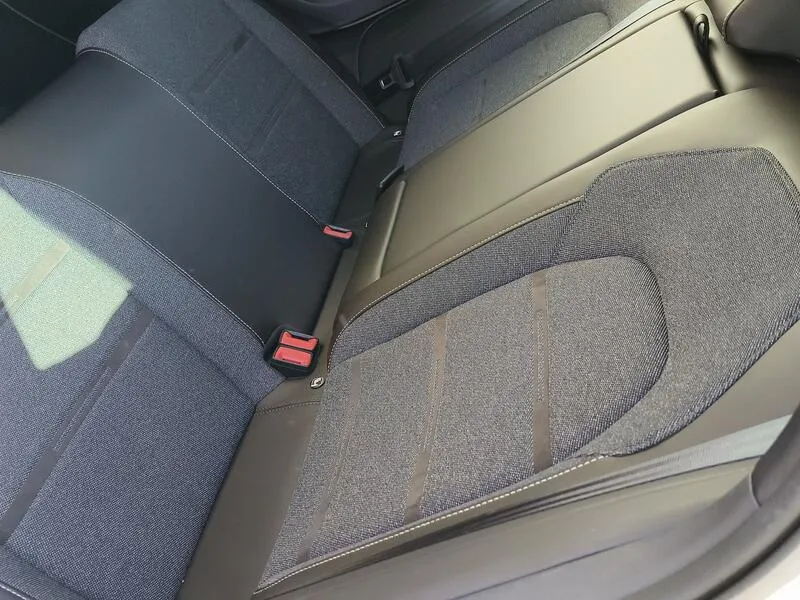 SEAT León 1.5 eTSI Xcellence - foto 24