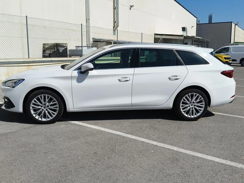 SEAT León 1.5 eTSI Xcellence - foto 3