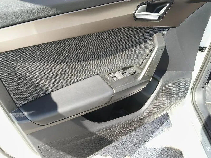 SEAT León 1.5 eTSI Xcellence - foto 28