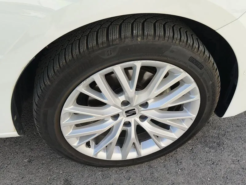 SEAT León 1.5 eTSI Xcellence - foto 15