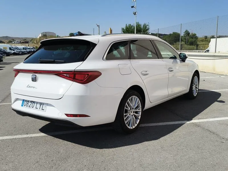 SEAT León 1.5 eTSI Xcellence - foto 6