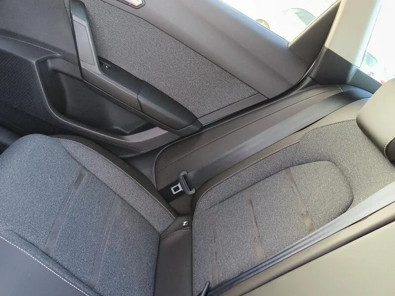 SEAT León 1.5 eTSI Xcellence - foto 25