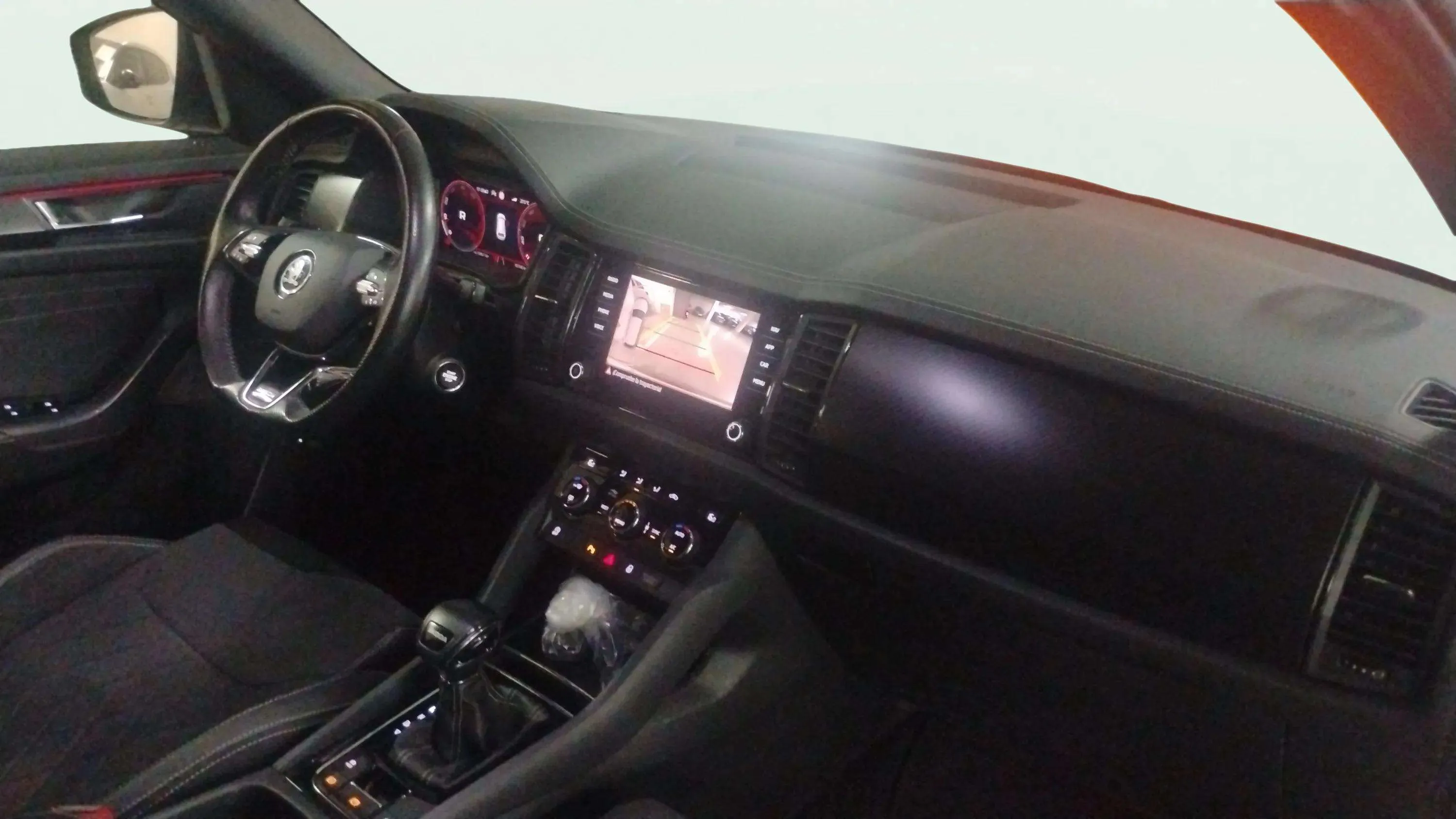 Škoda Kodiaq 2.0 TDI DSG 4x2 Sportline - foto 20